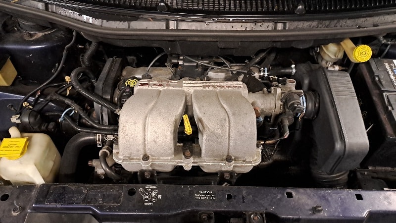 CHRYSLER Voyager 2.4 SE-image-8