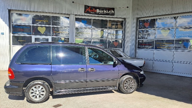 CHRYSLER Voyager 2.4 SE-image-5