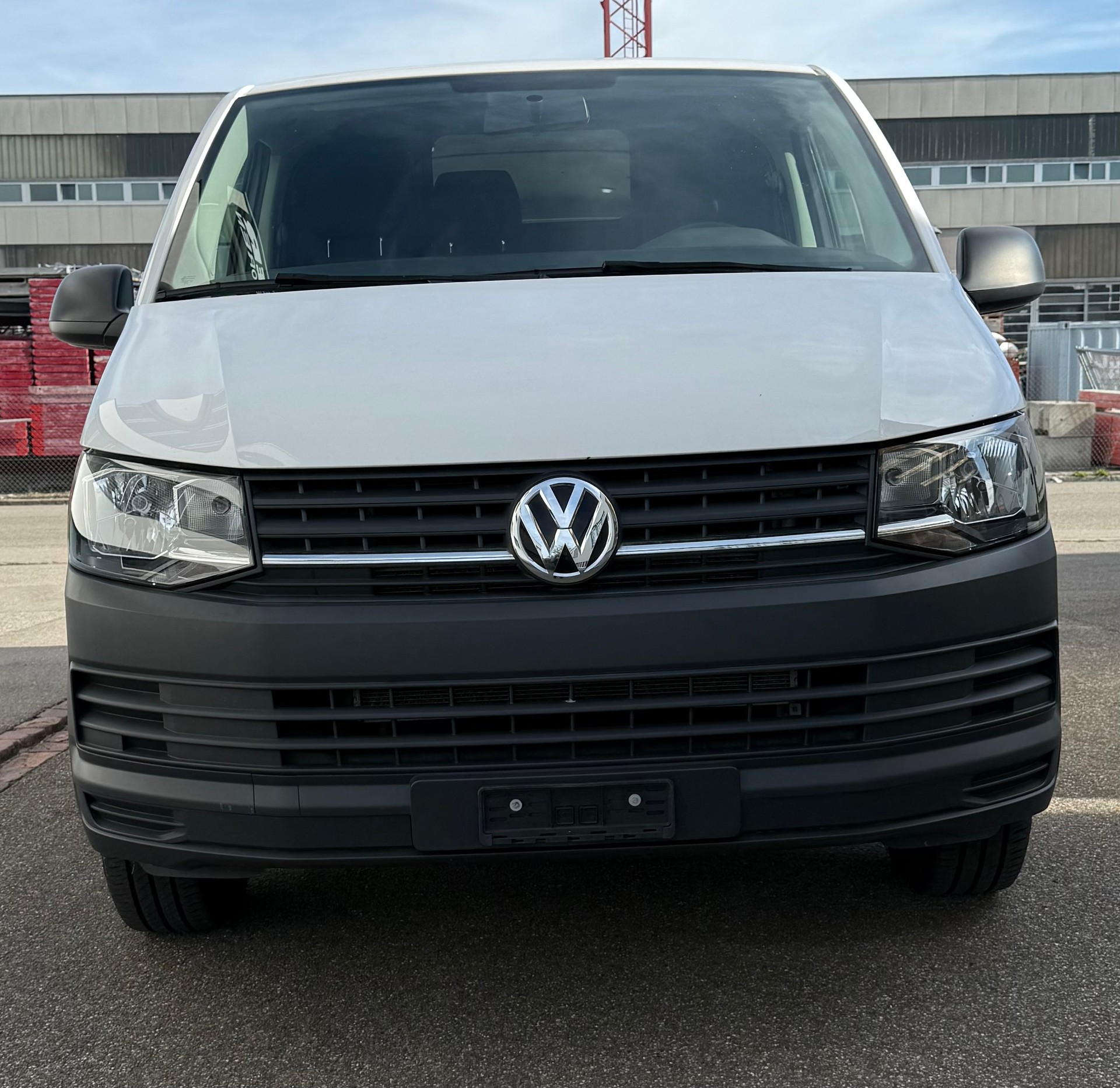VW T6 2.0 TDI Tranporter-image-0