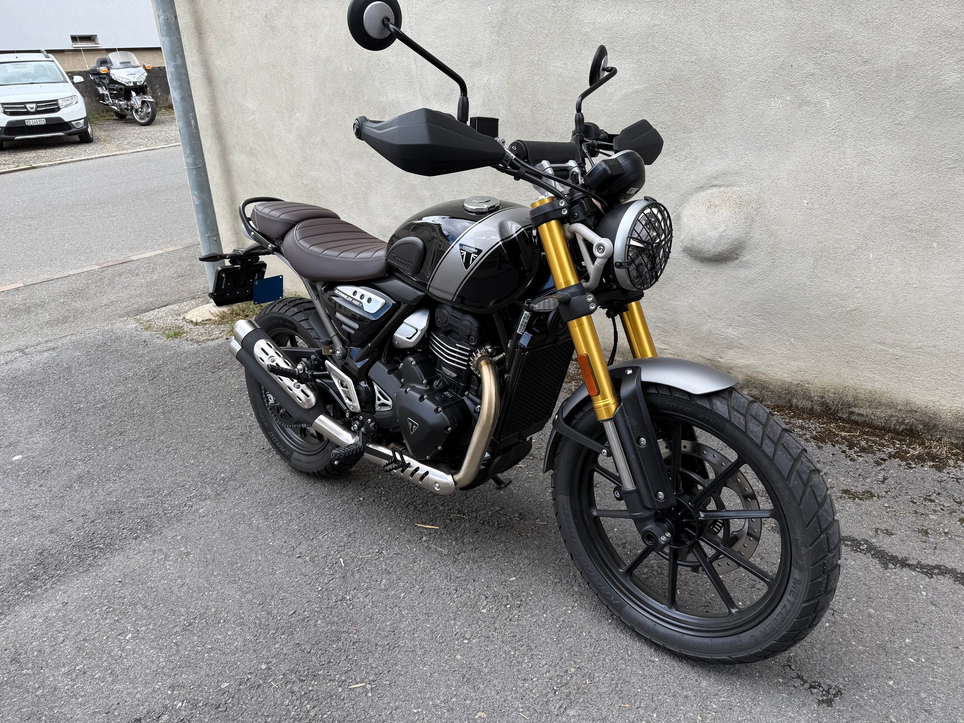 TRIUMPH Scrambler-image-0