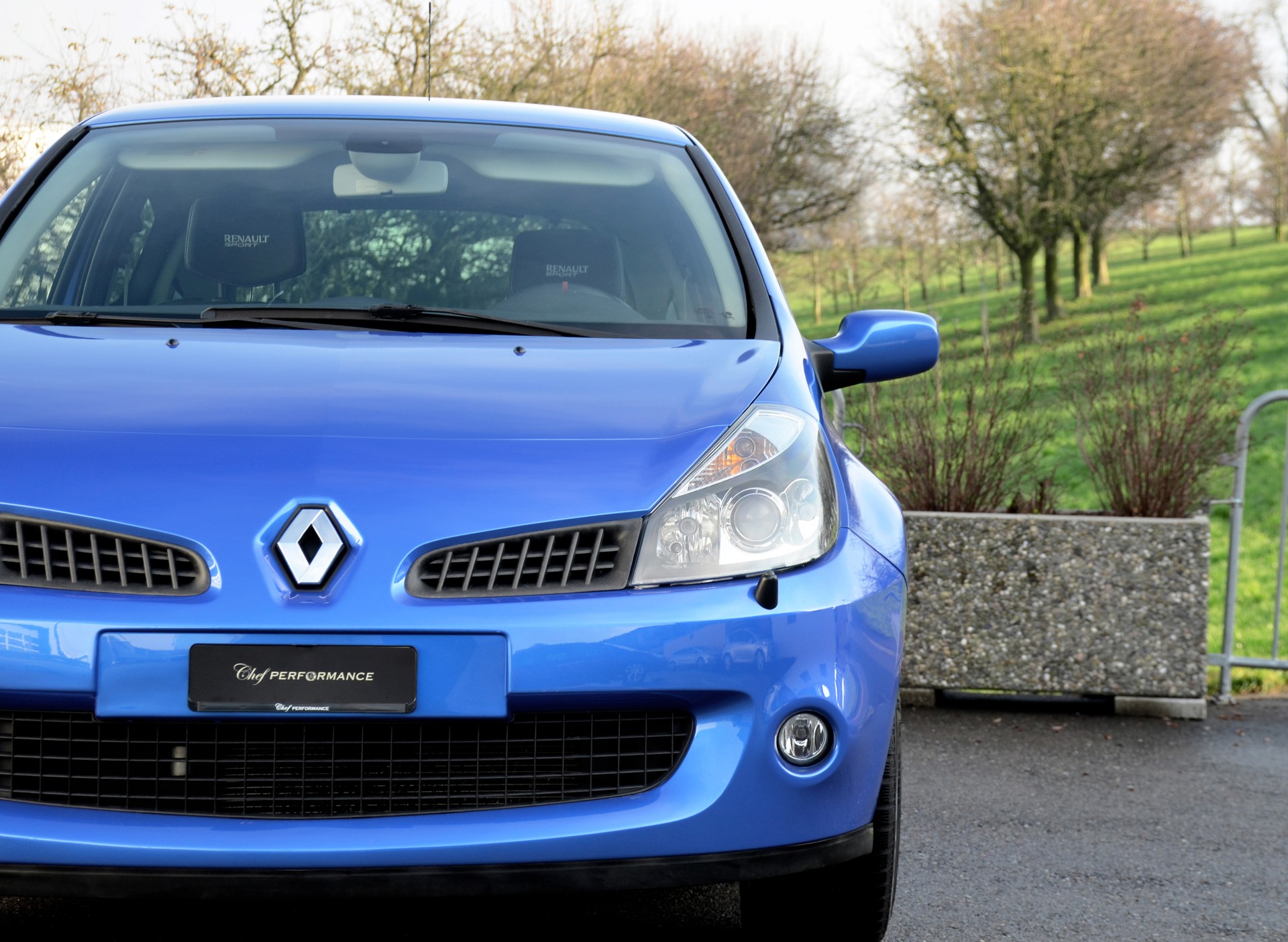 RENAULT Clio 2.0 16V Sport