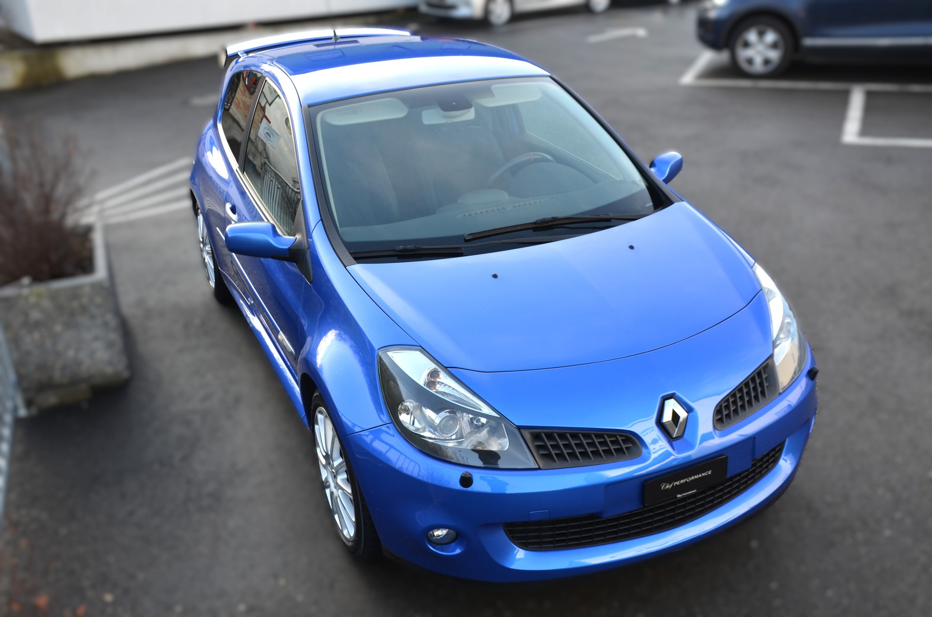 RENAULT Clio 2.0 16V Sport-image-9