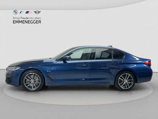 BMW 545e xDrive M Sport Stept-showroom-element-1