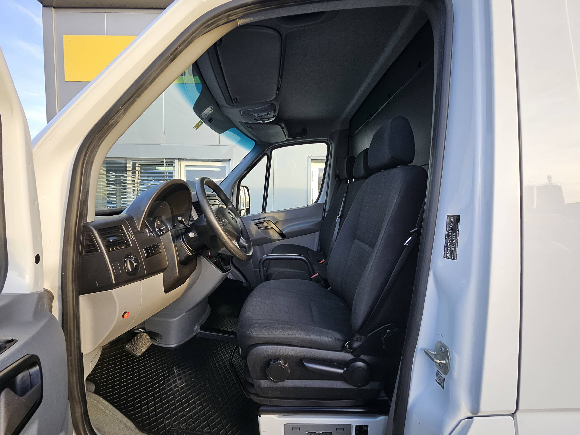 MERCEDES-BENZ Sprinter 211 Kaw. 3665 2.2 CDI 114 * Hebebühne *-image-13