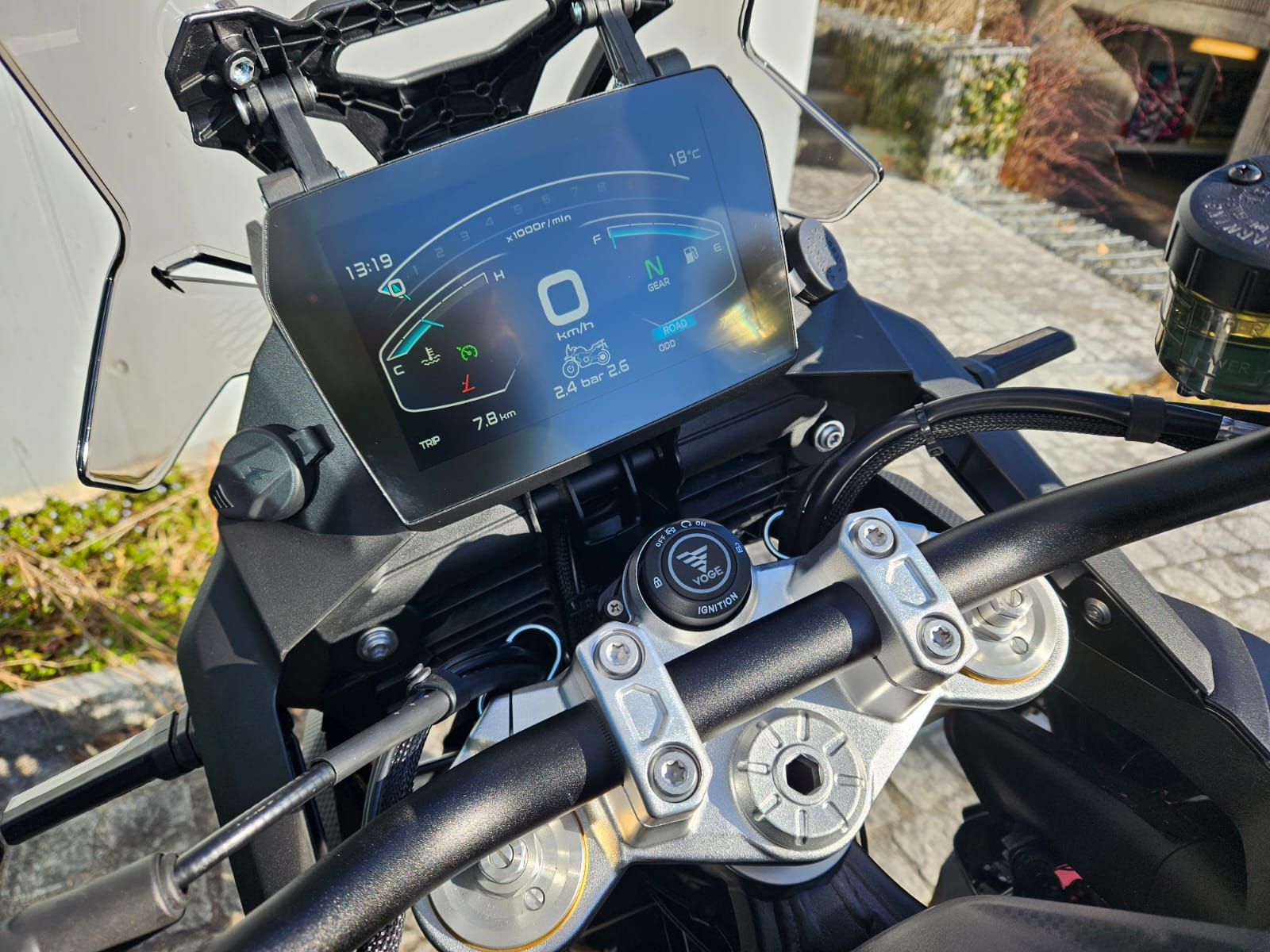 VOGE 900DSX BLACK KNIGHT-image-4