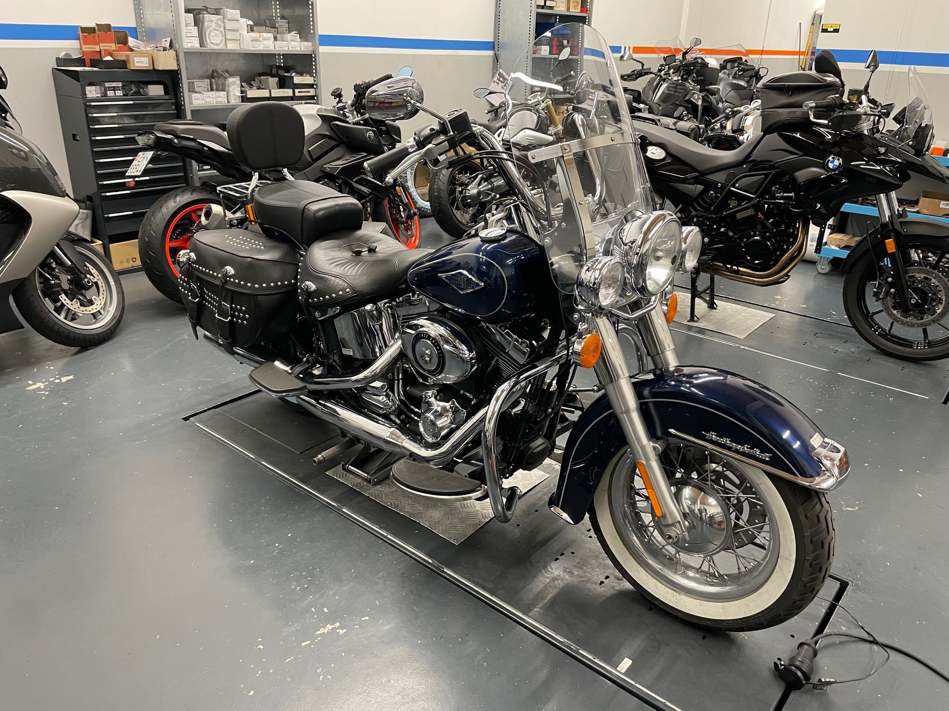 HARLEY-DAVIDSON FLSTC Softail Heritage Classic ABS-image-0