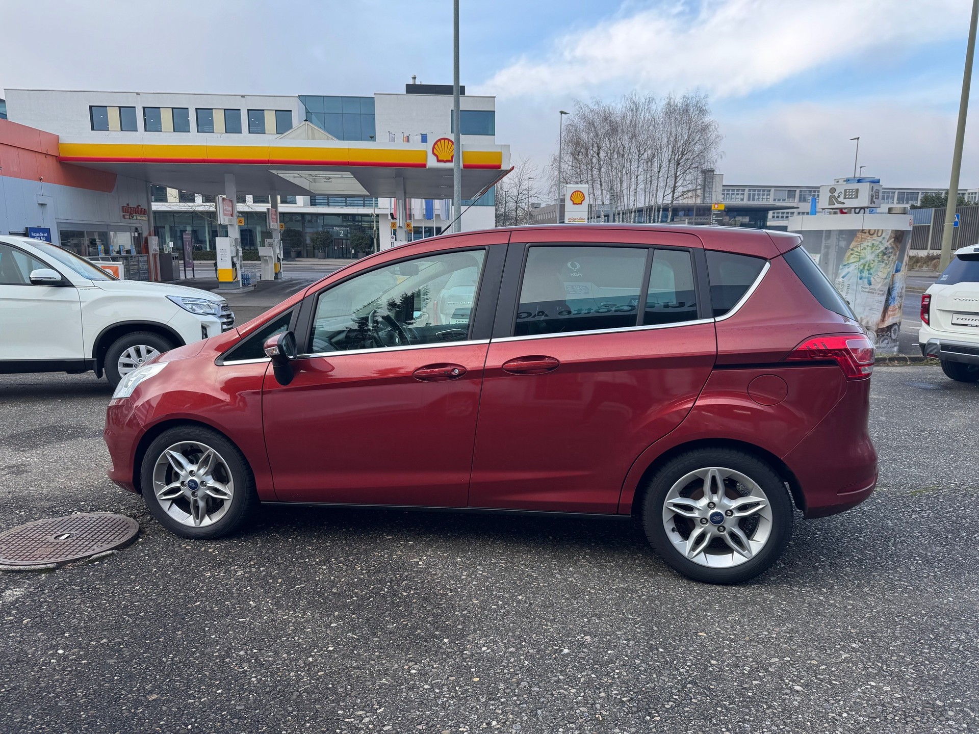 FORD B-Max 1.0 SCTi TitaniumX-showroom-element-2