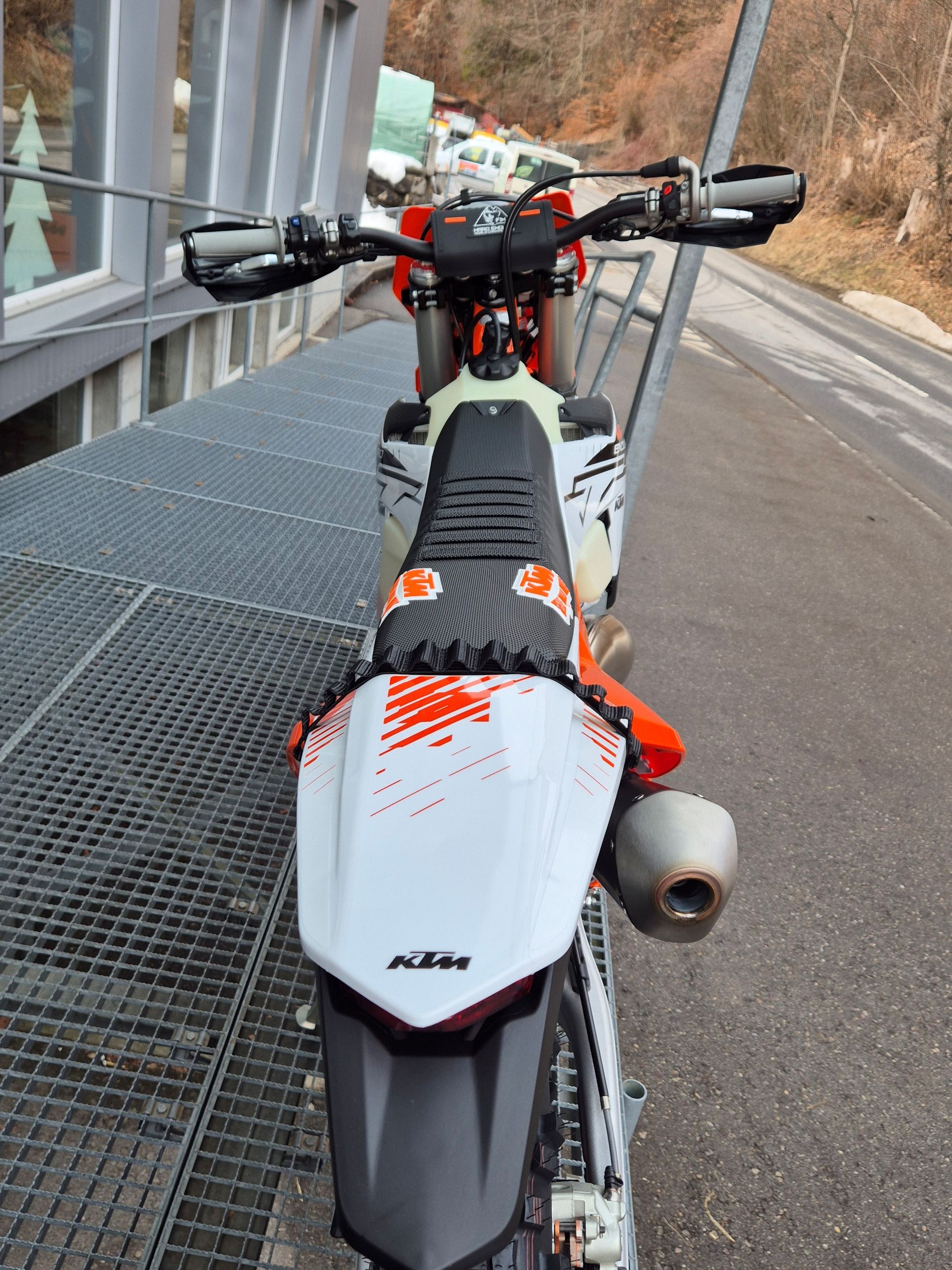 KTM EXC-image-5