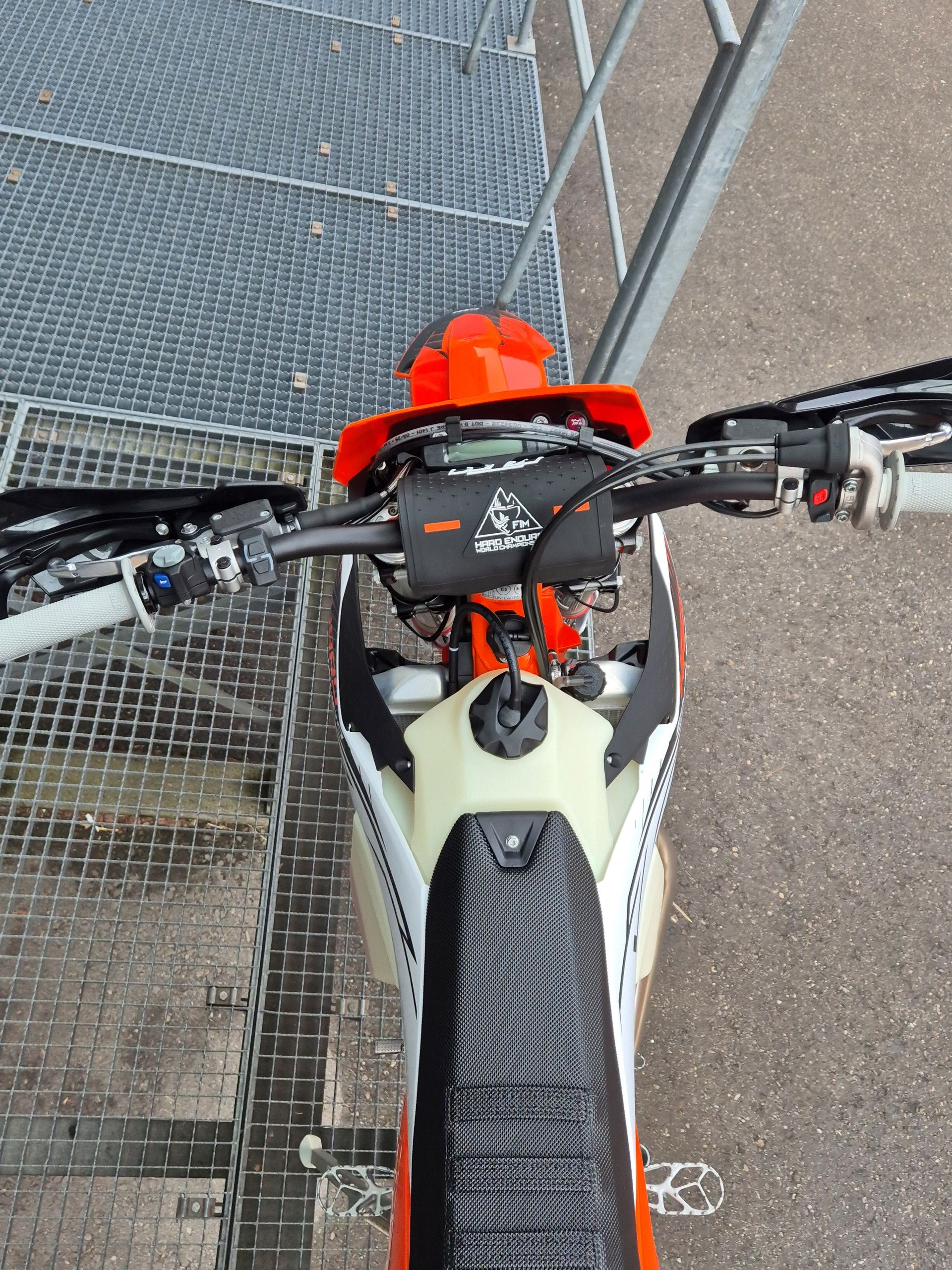 KTM EXC-image-4