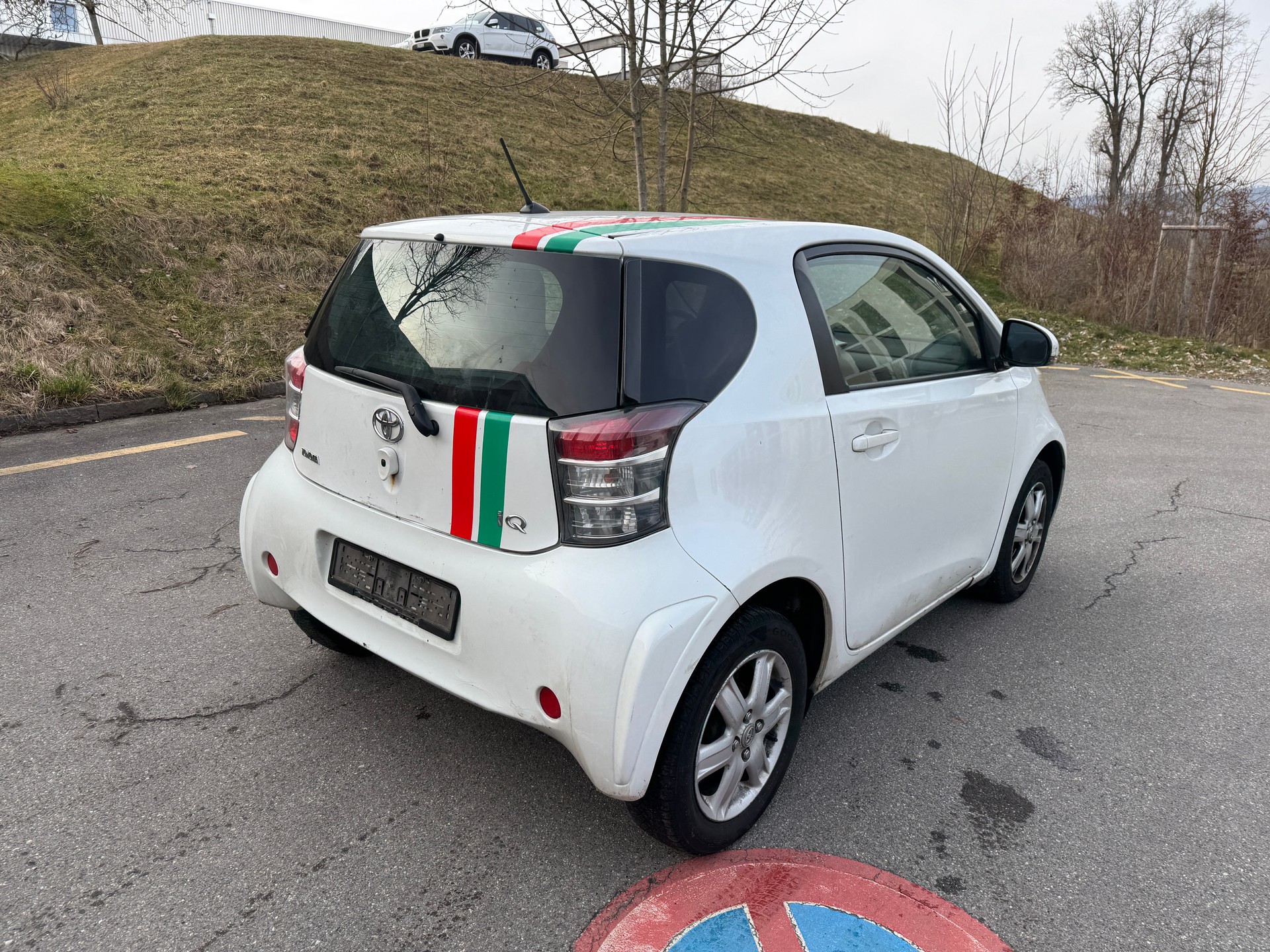 TOYOTA iQ 1.0 VVT-i Eco-image-5