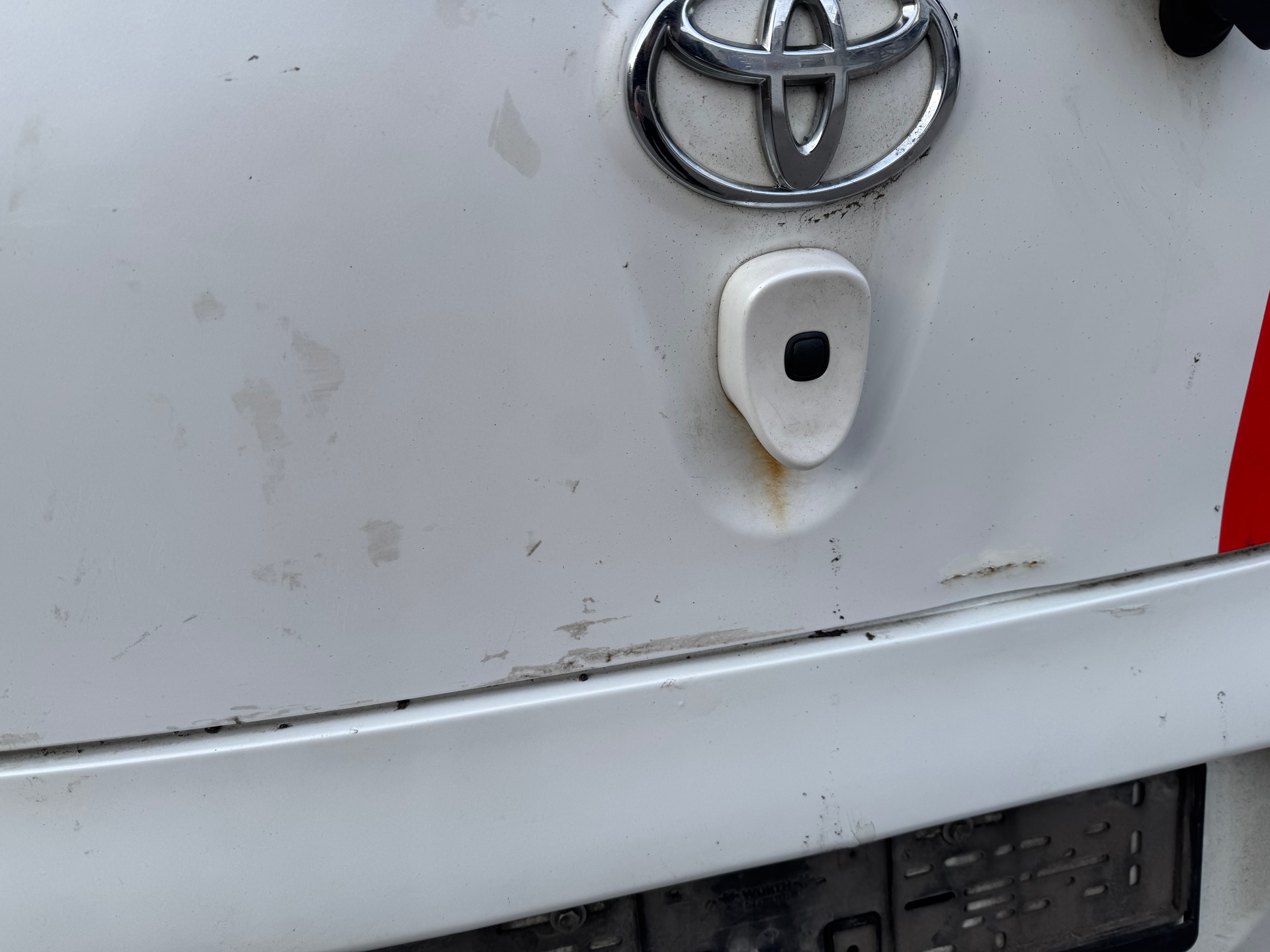 TOYOTA iQ 1.0 VVT-i Eco-image-12