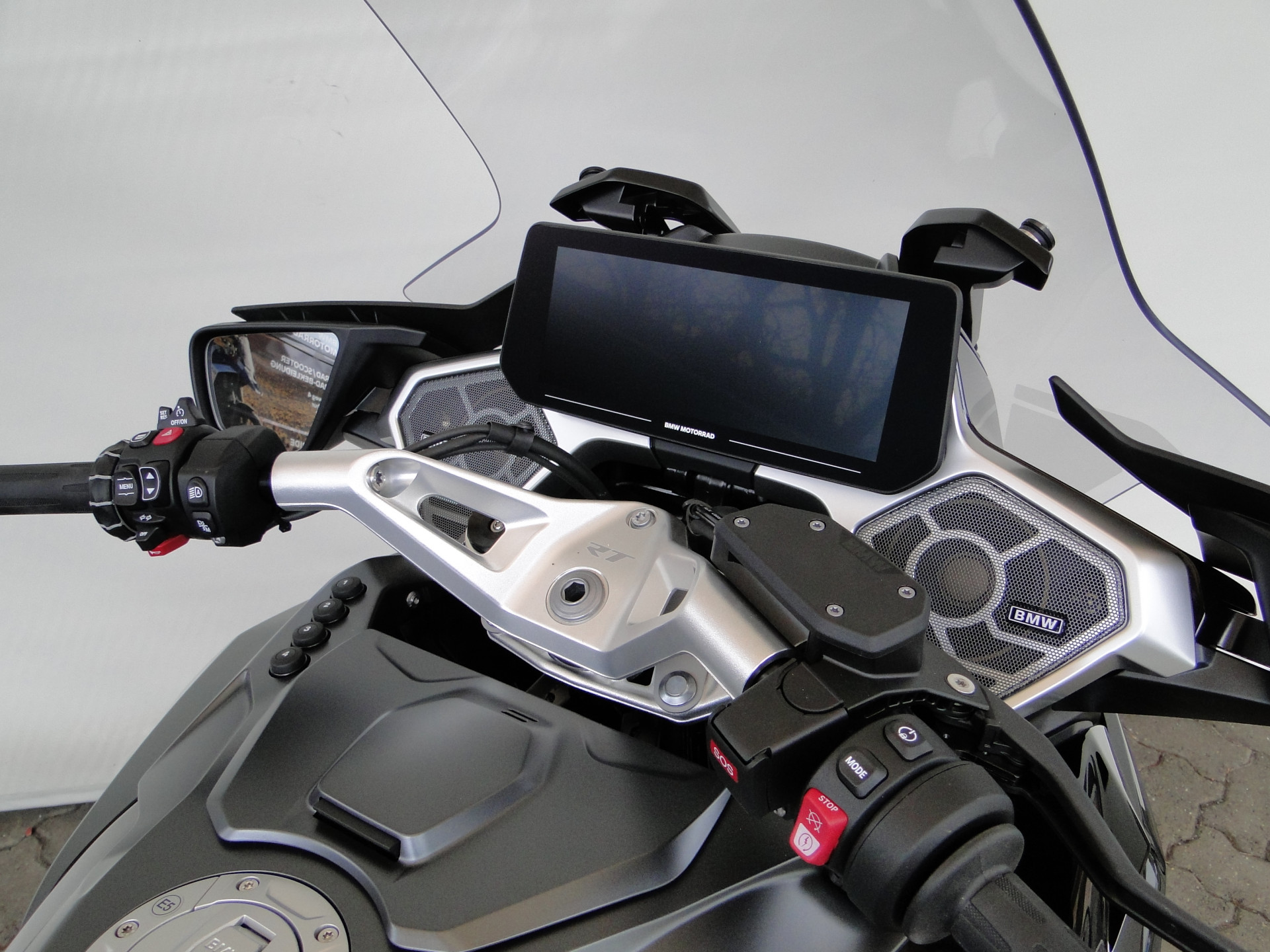 BMW R 1300 RT ASA mit Topcase-image-4