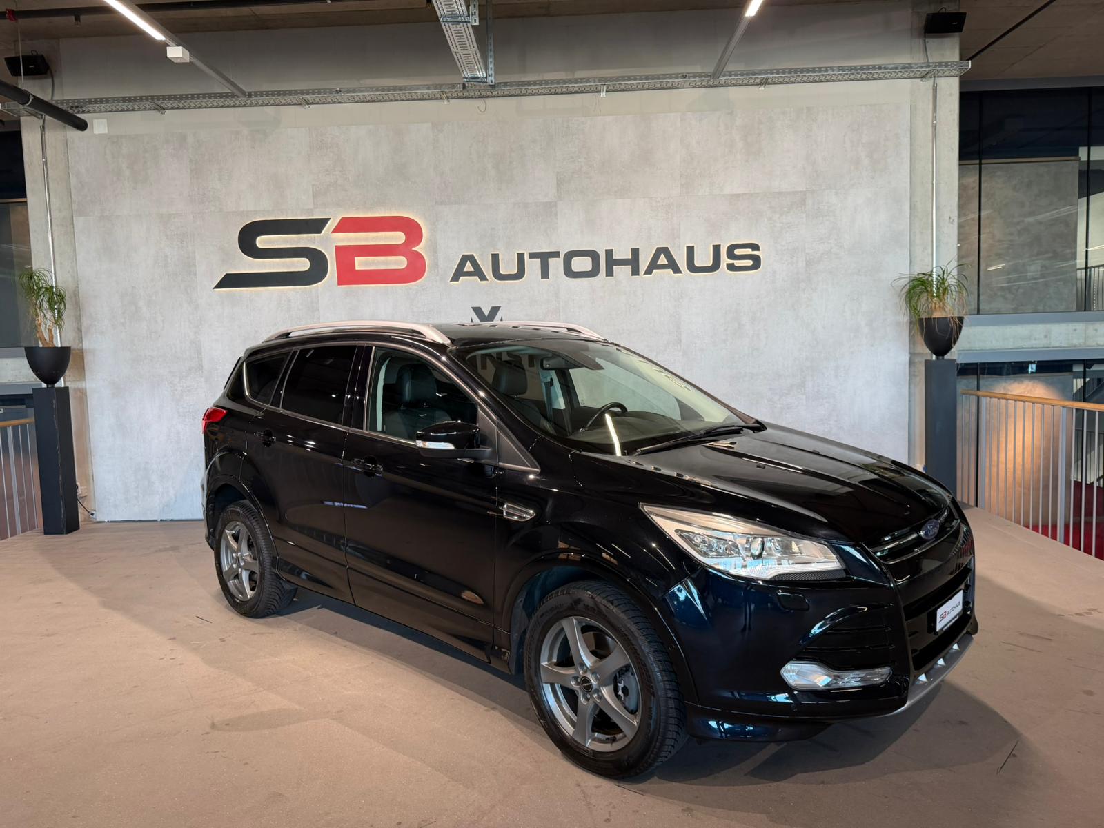 FORD Kuga 2.0 TDCi Titanium S 4WD PowerShift-showroom-element-1