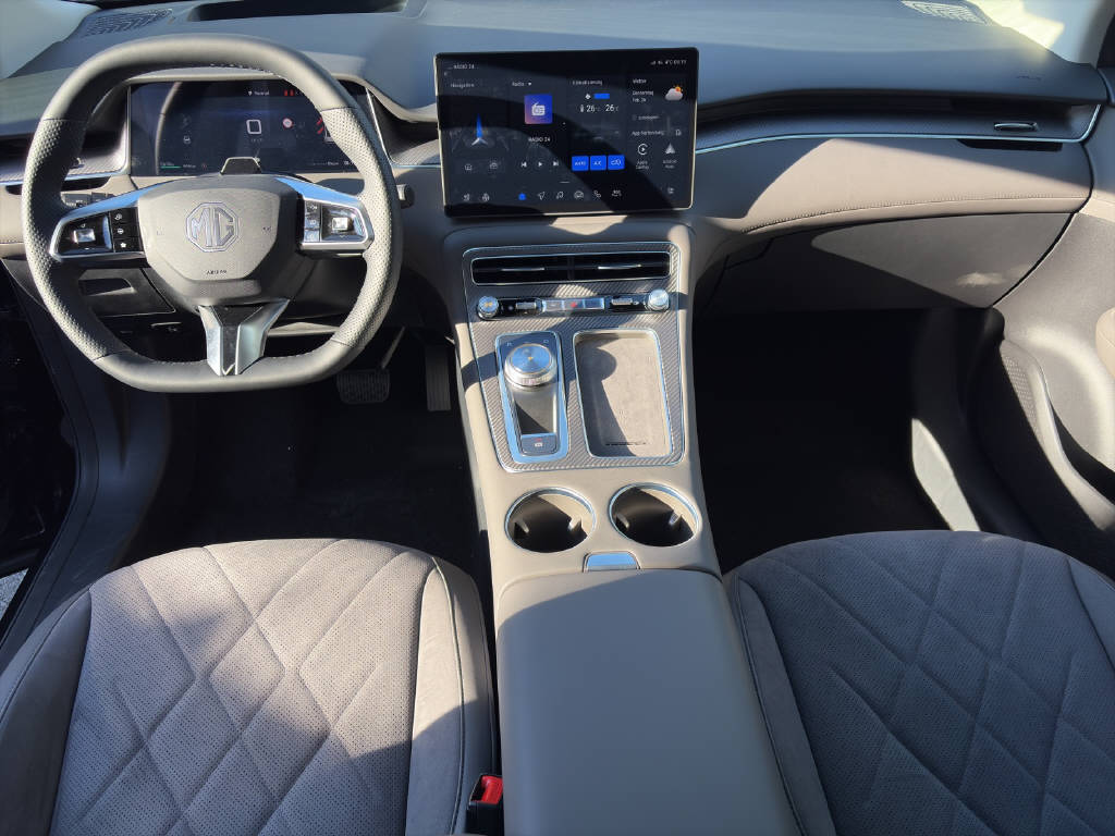 MG S6 EV 77 kWh Luxury 4WD-image-6