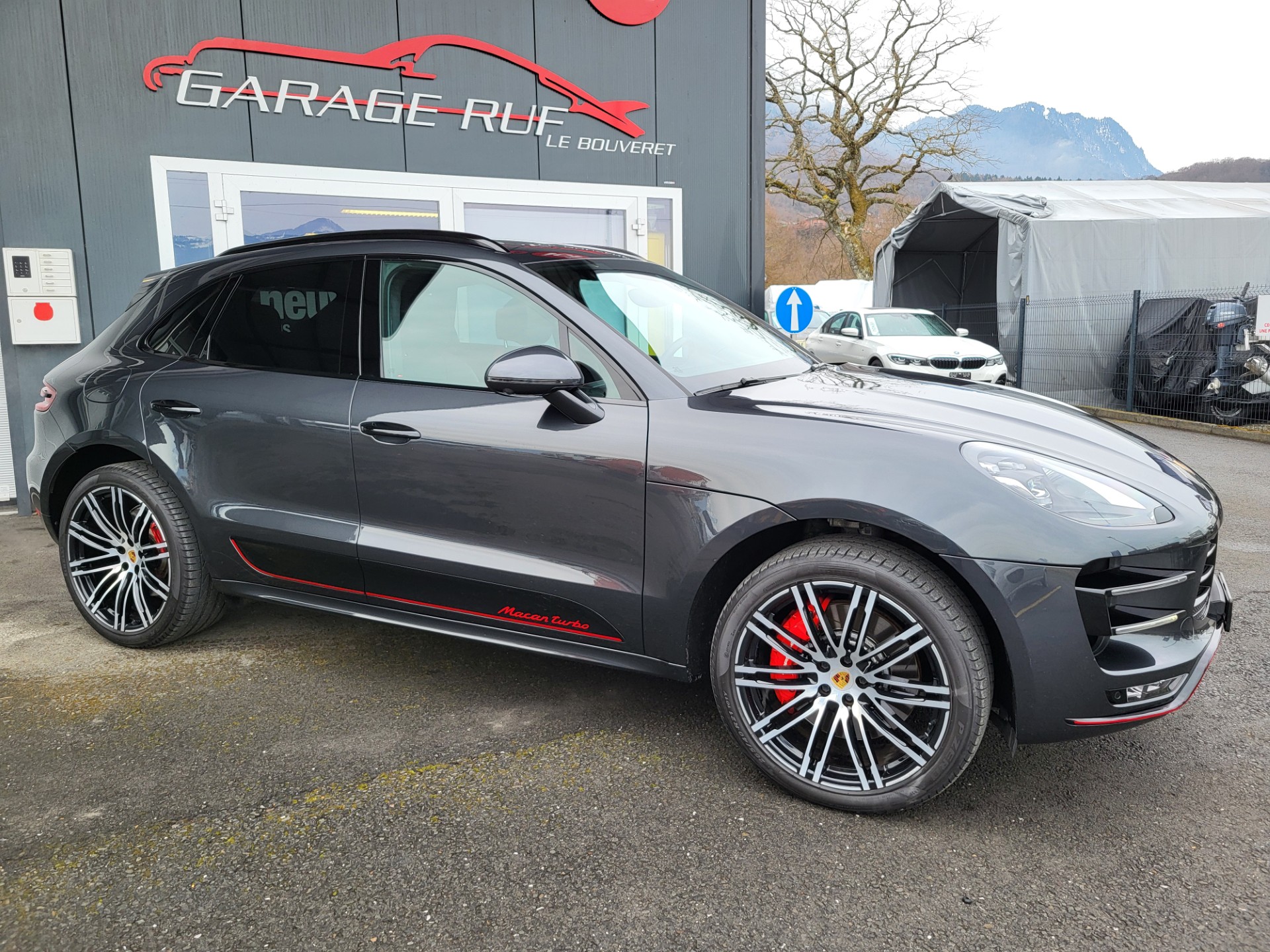 PORSCHE Macan Turbo Exclusive Performance Edition PDK