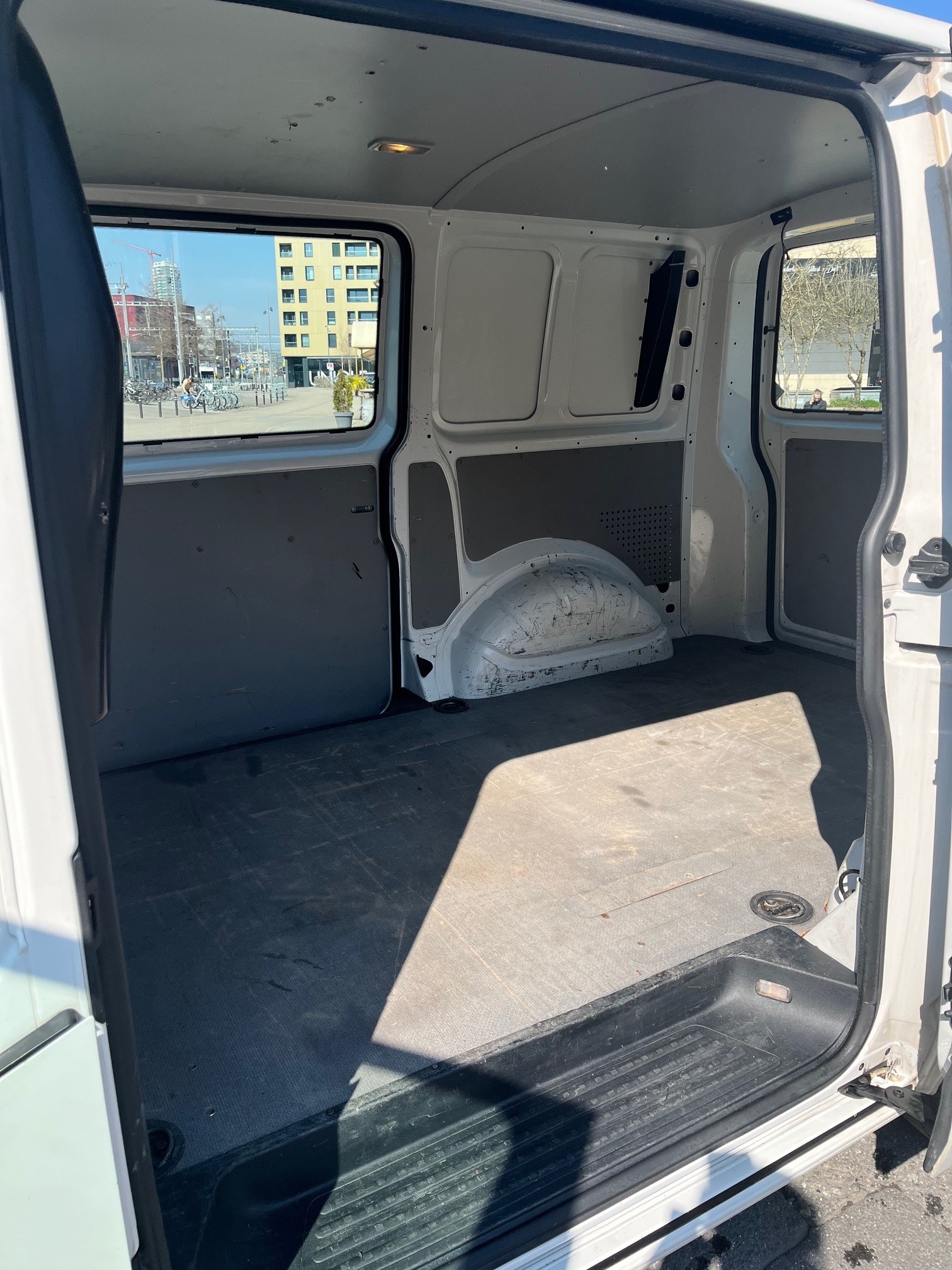 VW T6 2.0 TDI Euro 6-image-13