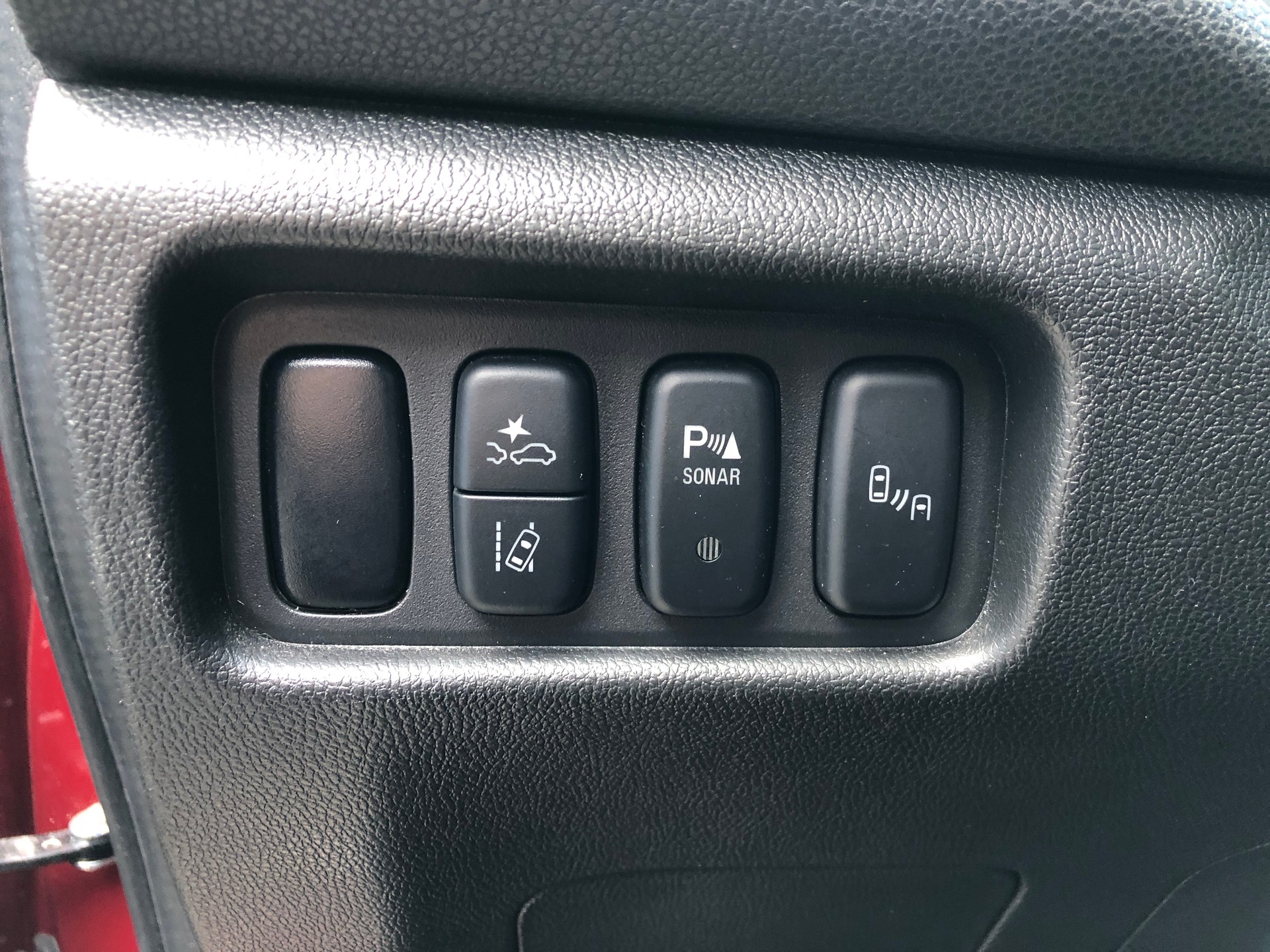 MITSUBISHI ASX 2.0 Diamond 4WD Automat-image-9