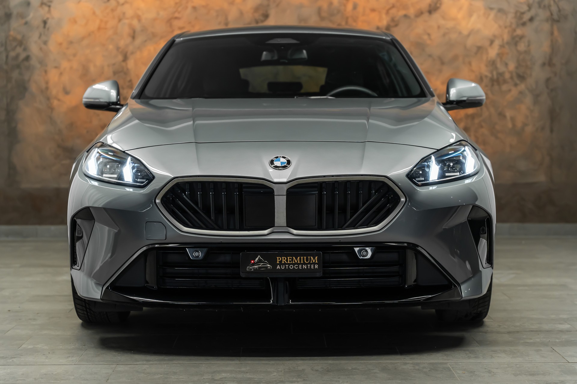 BMW 118d Steptronic M Sport *Facelift*Fahrassist*R-Kamera*-image-5