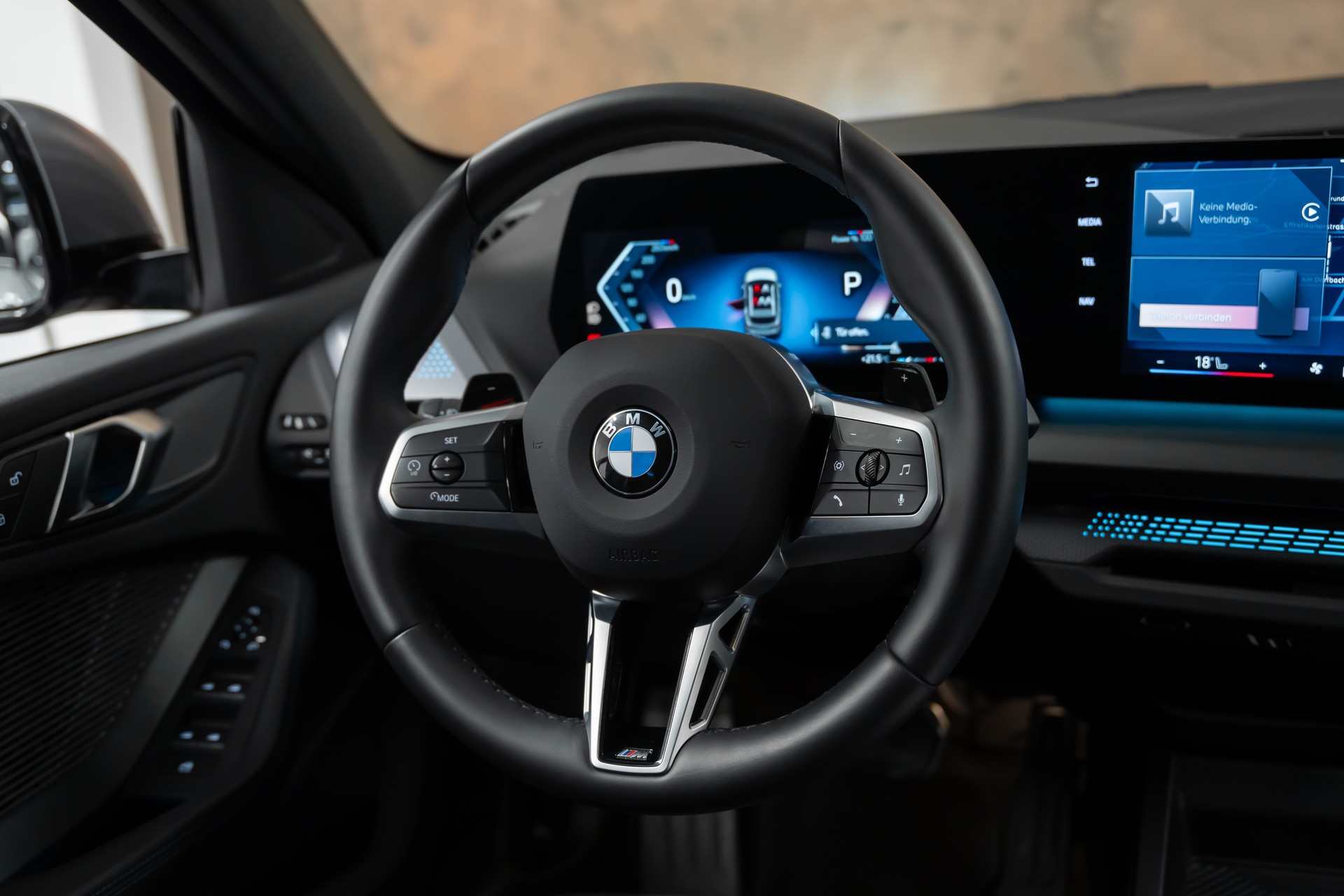 BMW 118d Steptronic M Sport *Facelift*Fahrassist*R-Kamera*-image-15