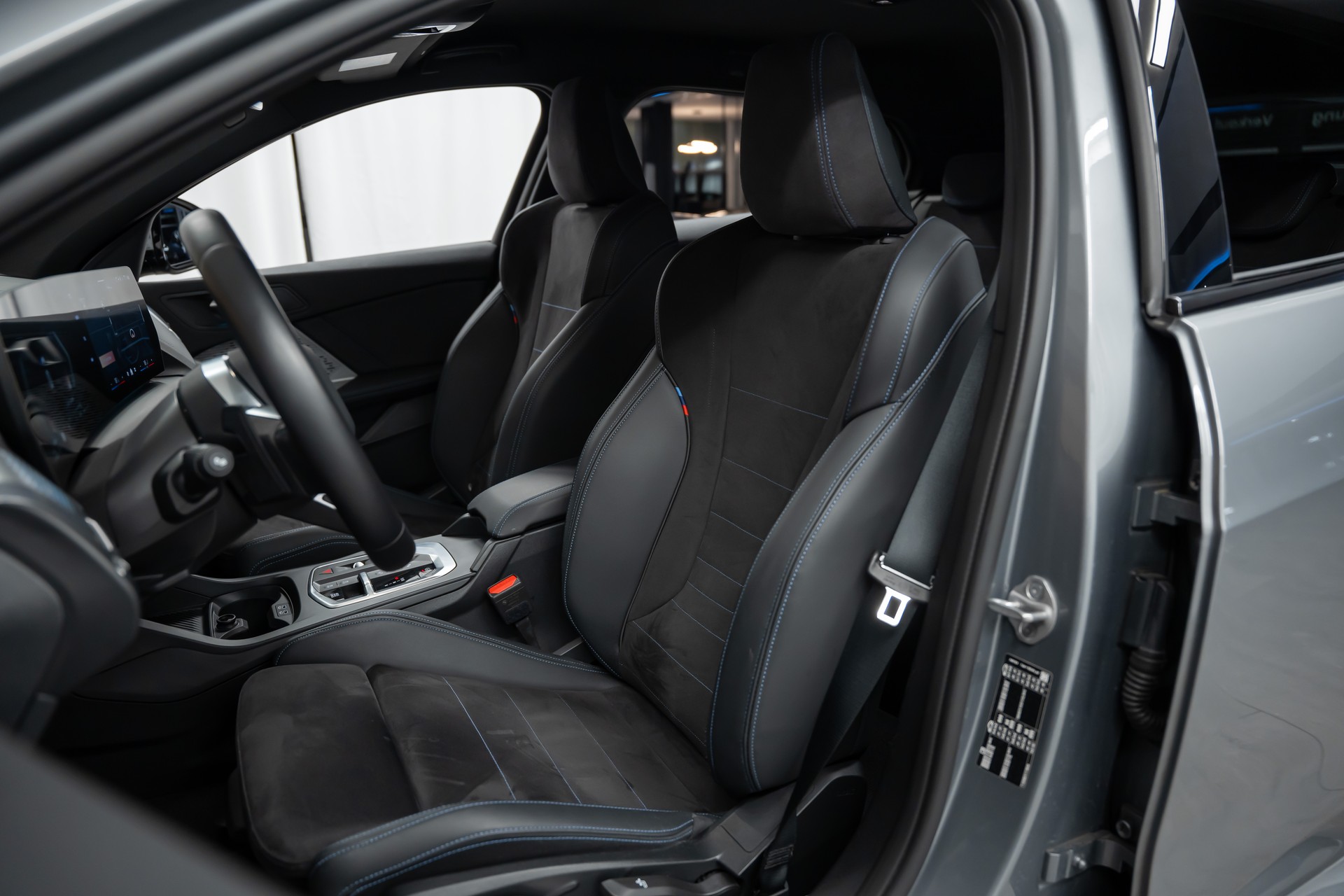 BMW 118d Steptronic M Sport *Facelift*Fahrassist*R-Kamera*-image-11