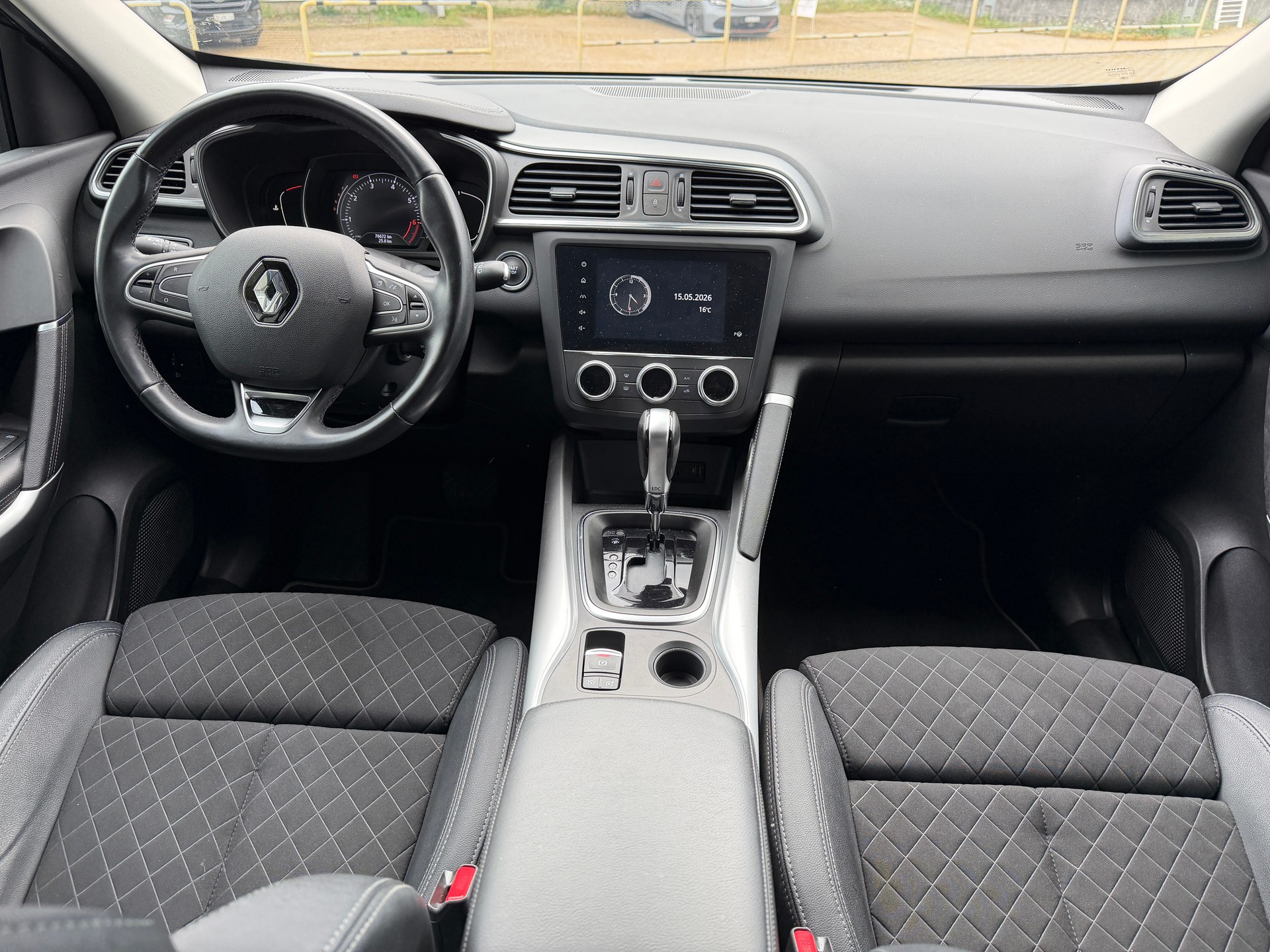 RENAULT Kadjar 1.3 TCe Black Edition EDC-image-8