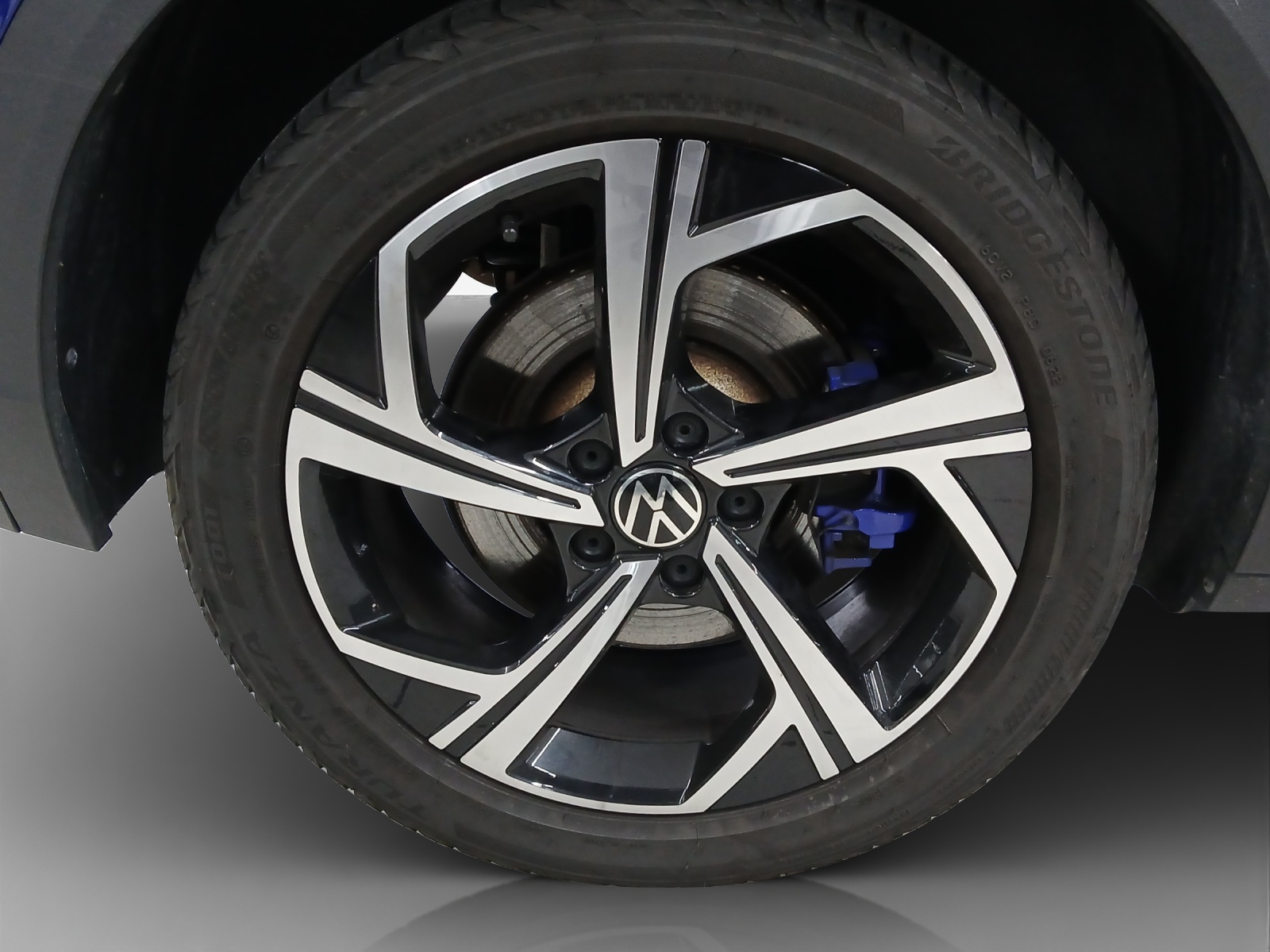 VW T-Roc 2.0 TSI R DSG 4Motion-image-14