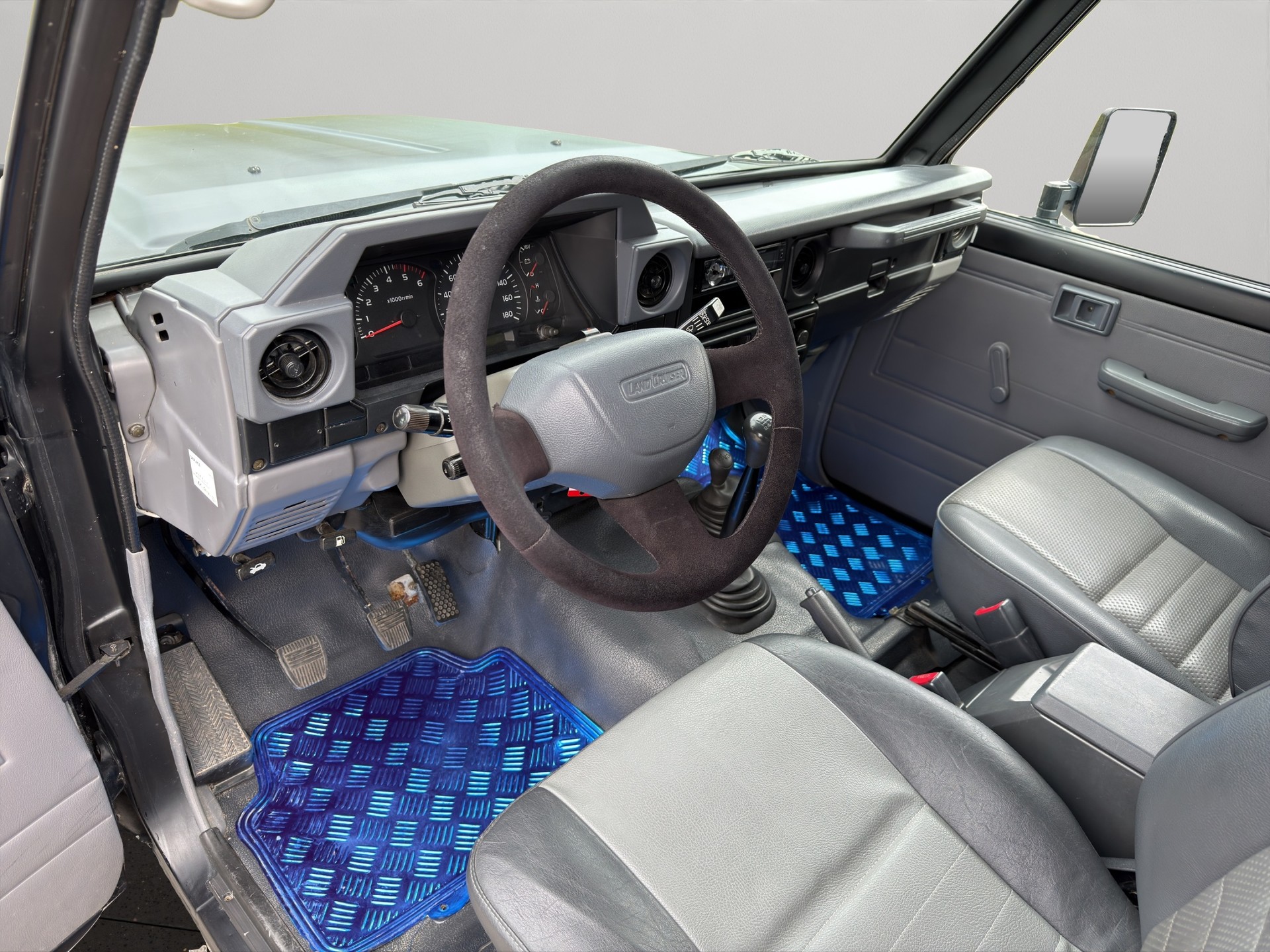 TOYOTA Land Cruiser 400 HdT 4.2 D-image-7