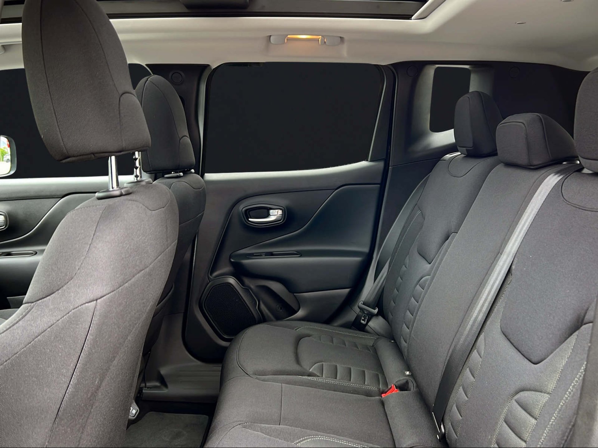 JEEP Renegade 1.5 Turbo North Star-image-11