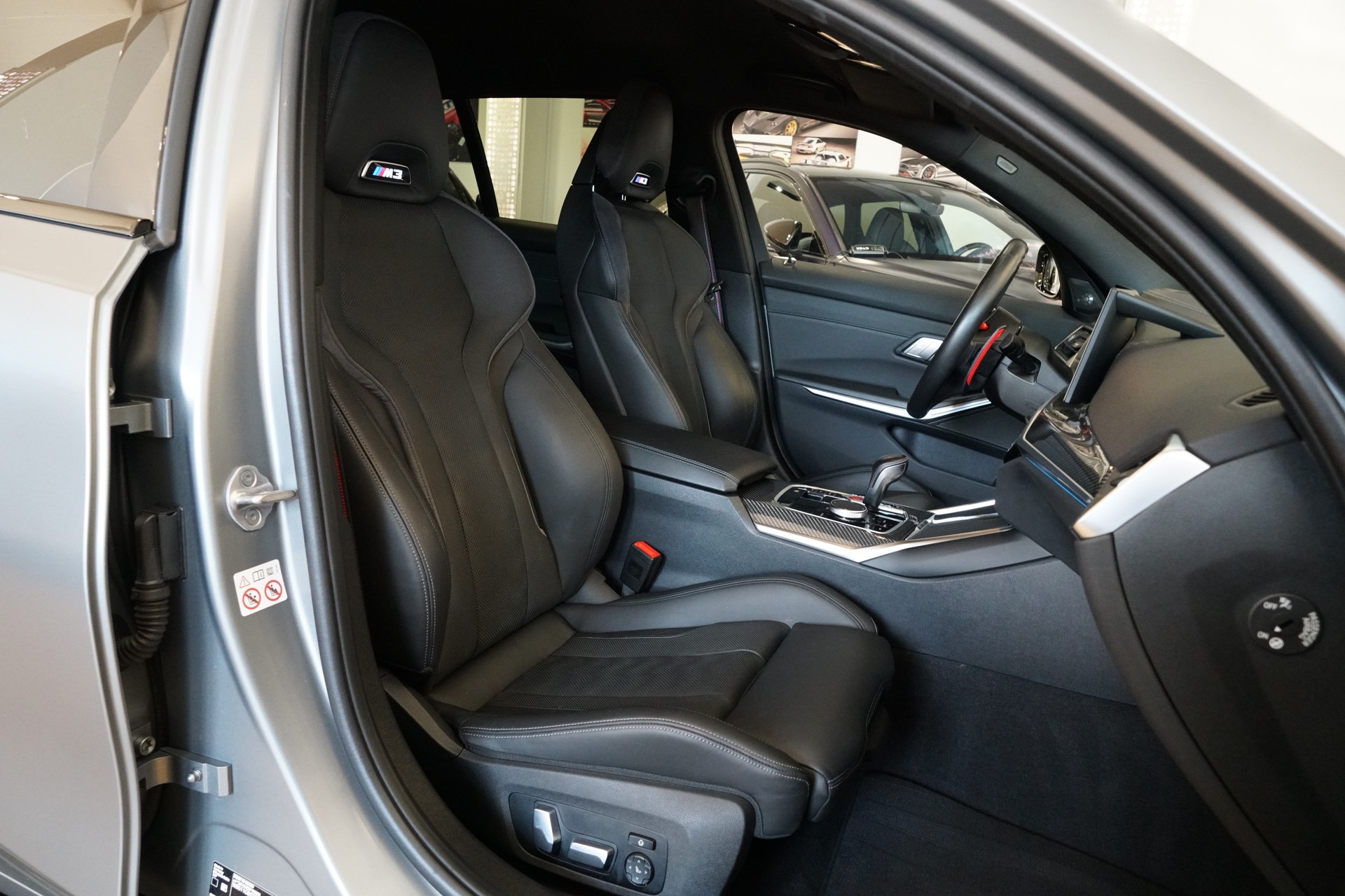 BMW M3 Touring xDrive Competition M Frozen Pure Grey-image-21
