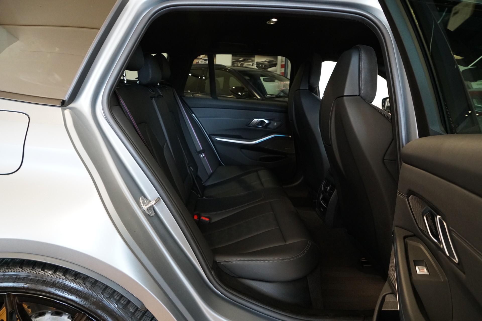 BMW M3 Touring xDrive Competition M Frozen Pure Grey-image-20