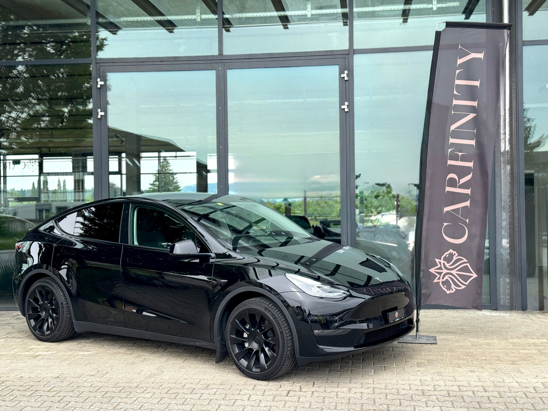TESLA Model Y Long Range / Full Self Driving *RESERVIERT*