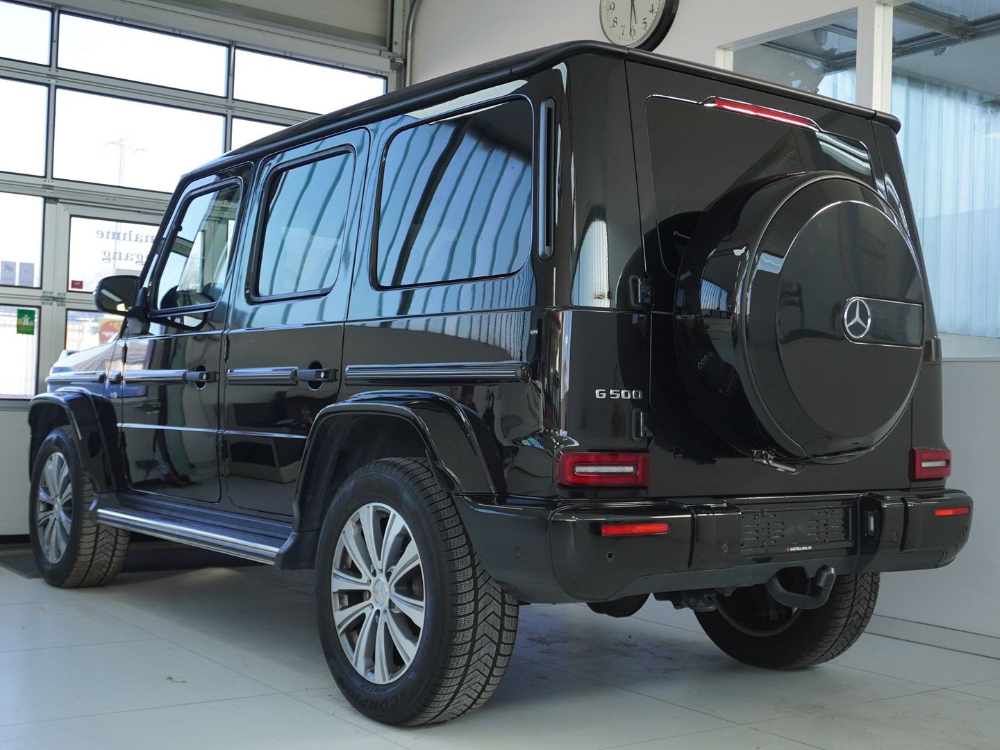 MERCEDES-BENZ G 500 AMG Line 9G-Tronic-showroom-element-1