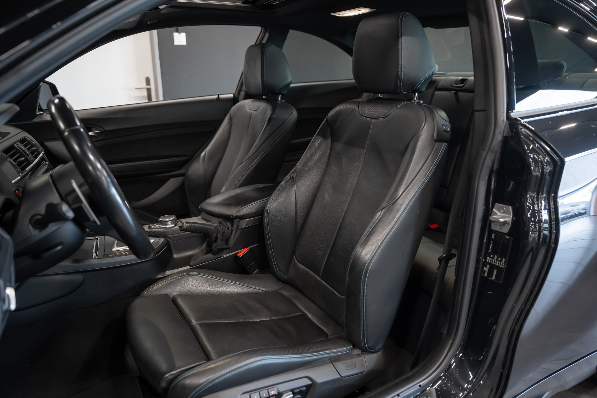 BMW M2 Drivelogic / Black / 8 Räder Komplett / Schiebedach-image-10