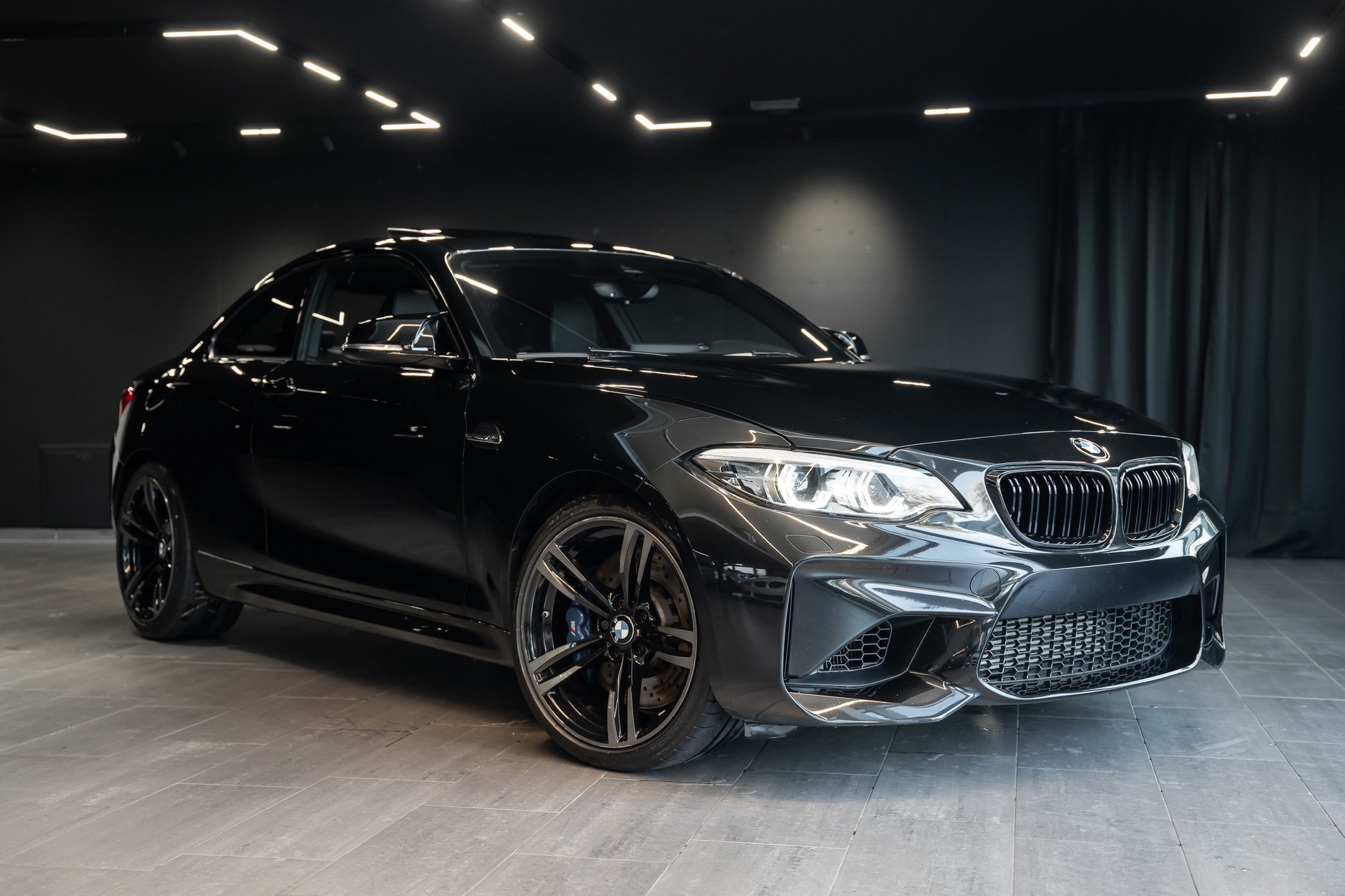 BMW M2 Drivelogic / Black / 8 Räder Komplett / Schiebedach