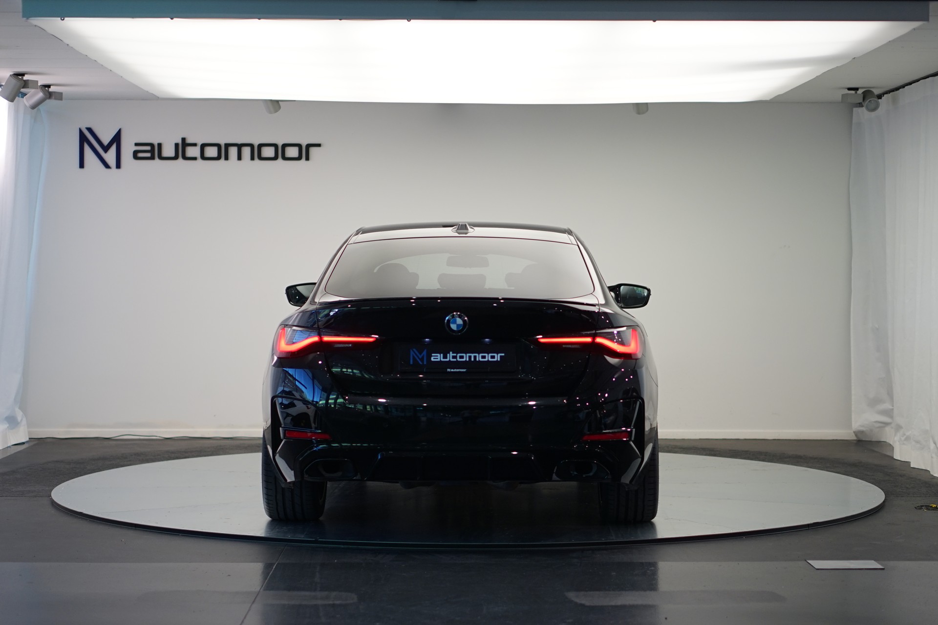 BMW M440i xDrive 48V Gran Coupé Steptronic *CH-Fahrzeug* *M Sportsitze* *Laser*-image-5