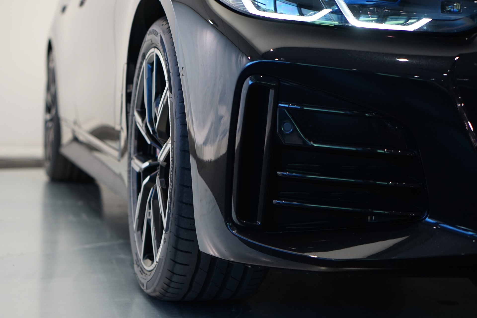 BMW M440i xDrive 48V Gran Coupé Steptronic *CH-Fahrzeug* *M Sportsitze* *Laser*-image-42