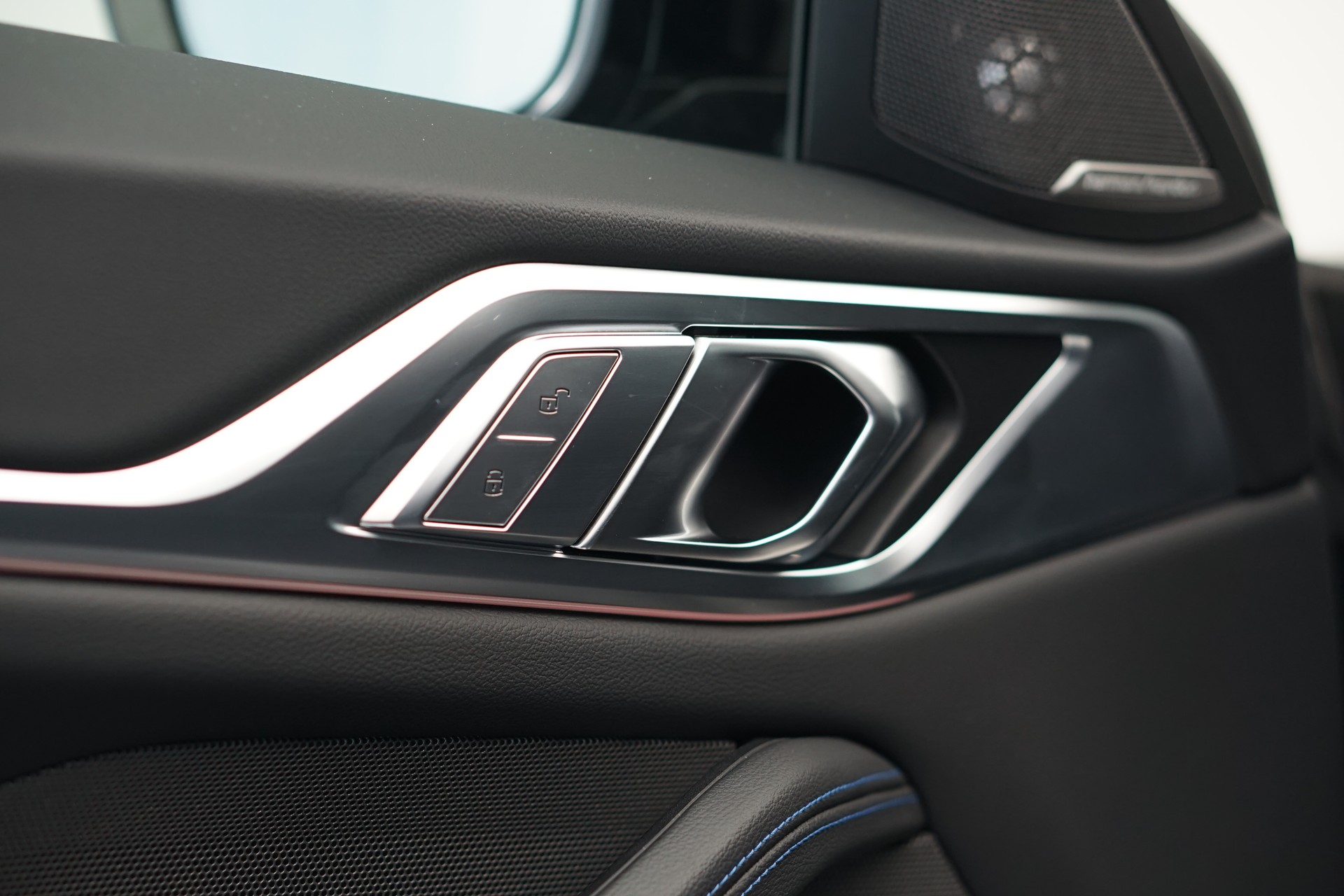 BMW M440i xDrive 48V Gran Coupé Steptronic *CH-Fahrzeug* *M Sportsitze* *Laser*-image-19