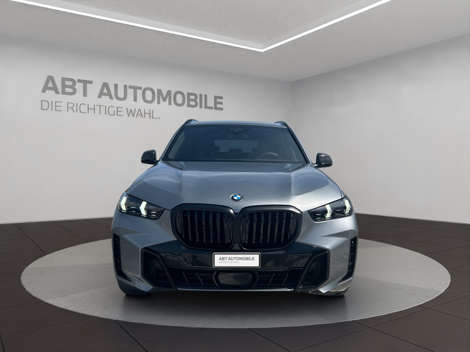 BMW X5 40i xDrive SAG-showroom-element-3