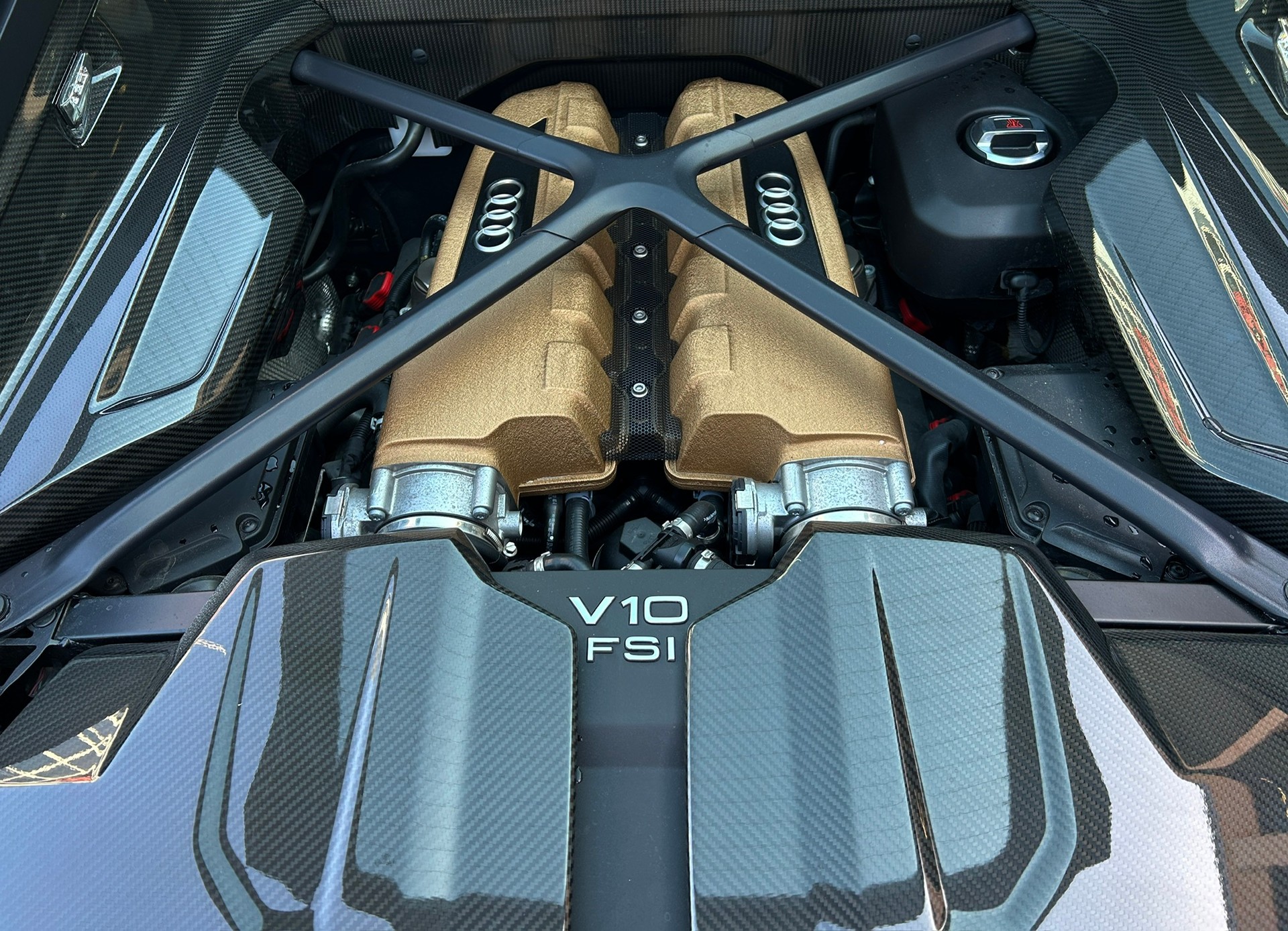 AUDI R8 Coupé performance S-Tronic Decennium Edition 005/222-image-4