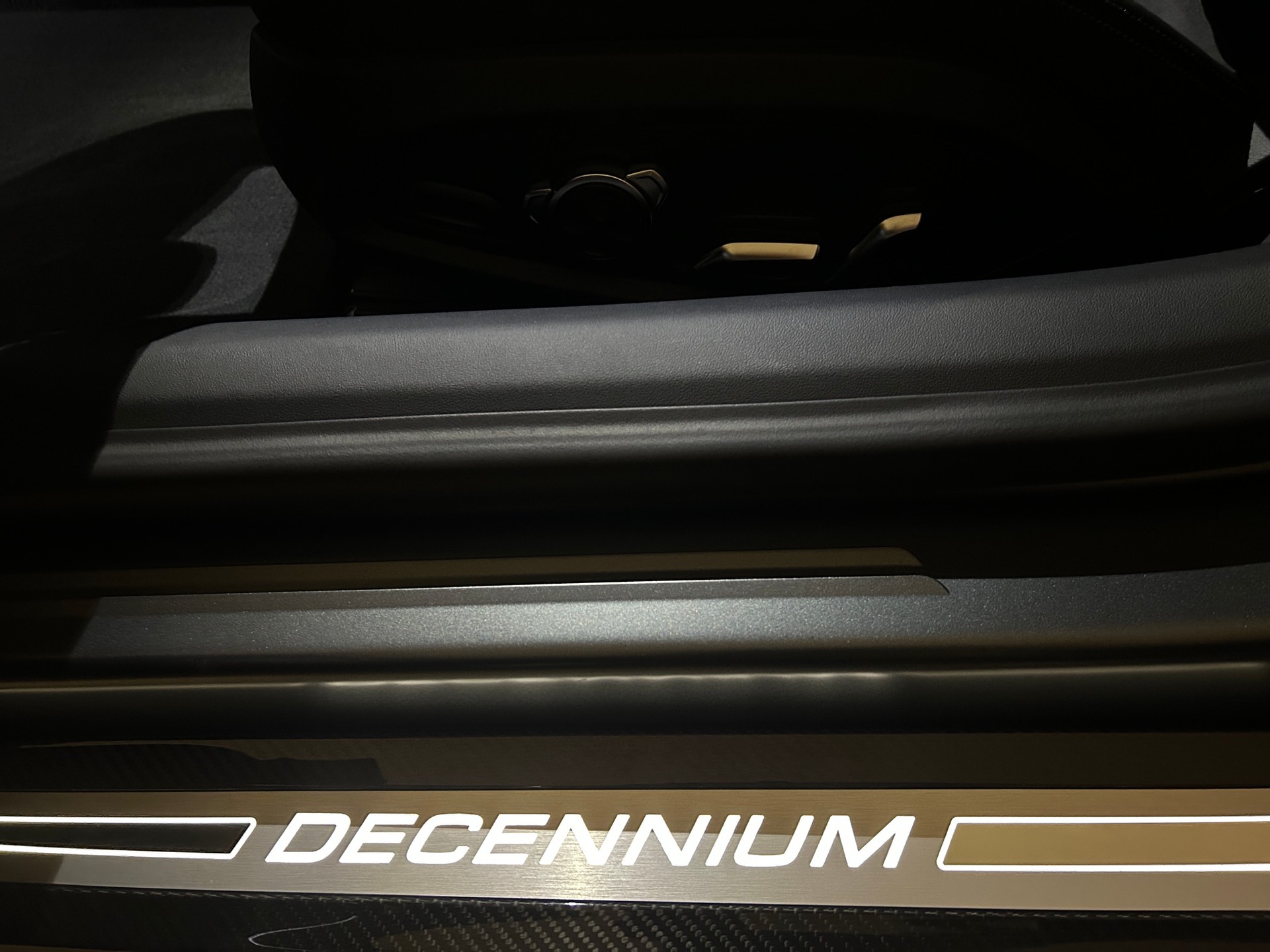 AUDI R8 Coupé performance S-Tronic Decennium Edition 005/222-image-12