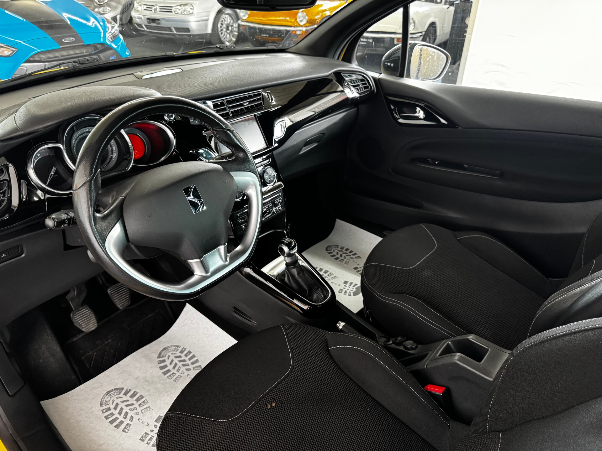 DS AUTOMOBILES DS3 1.6 VTi SO Chic-image-12