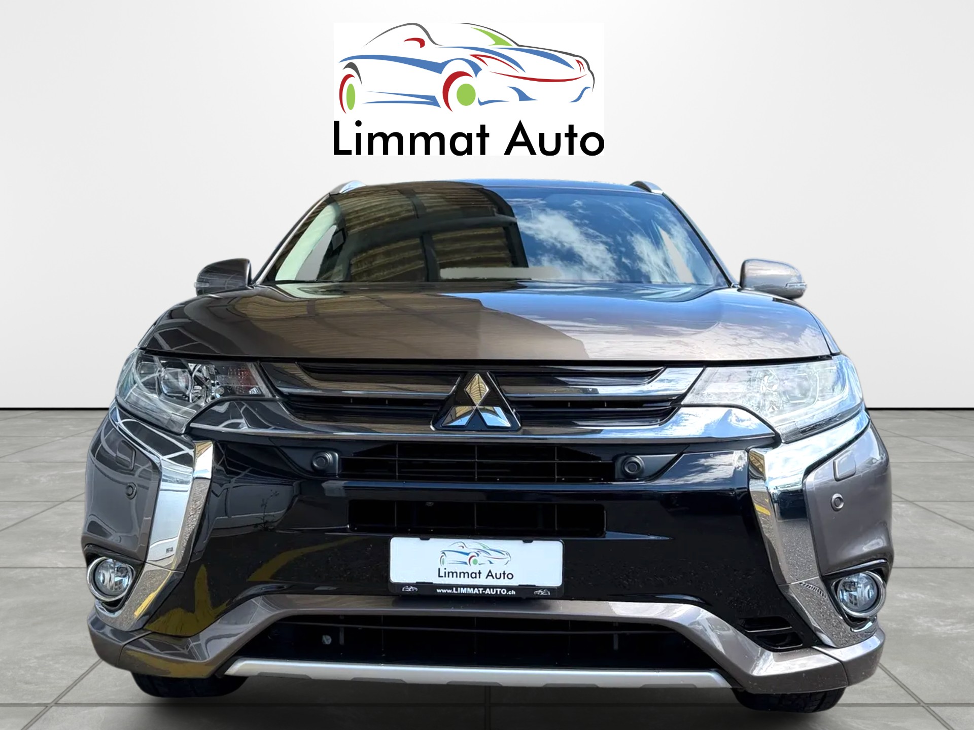 MITSUBISHI Outlander 2.0 PHEV Diamond 4WD Automatic-image-1