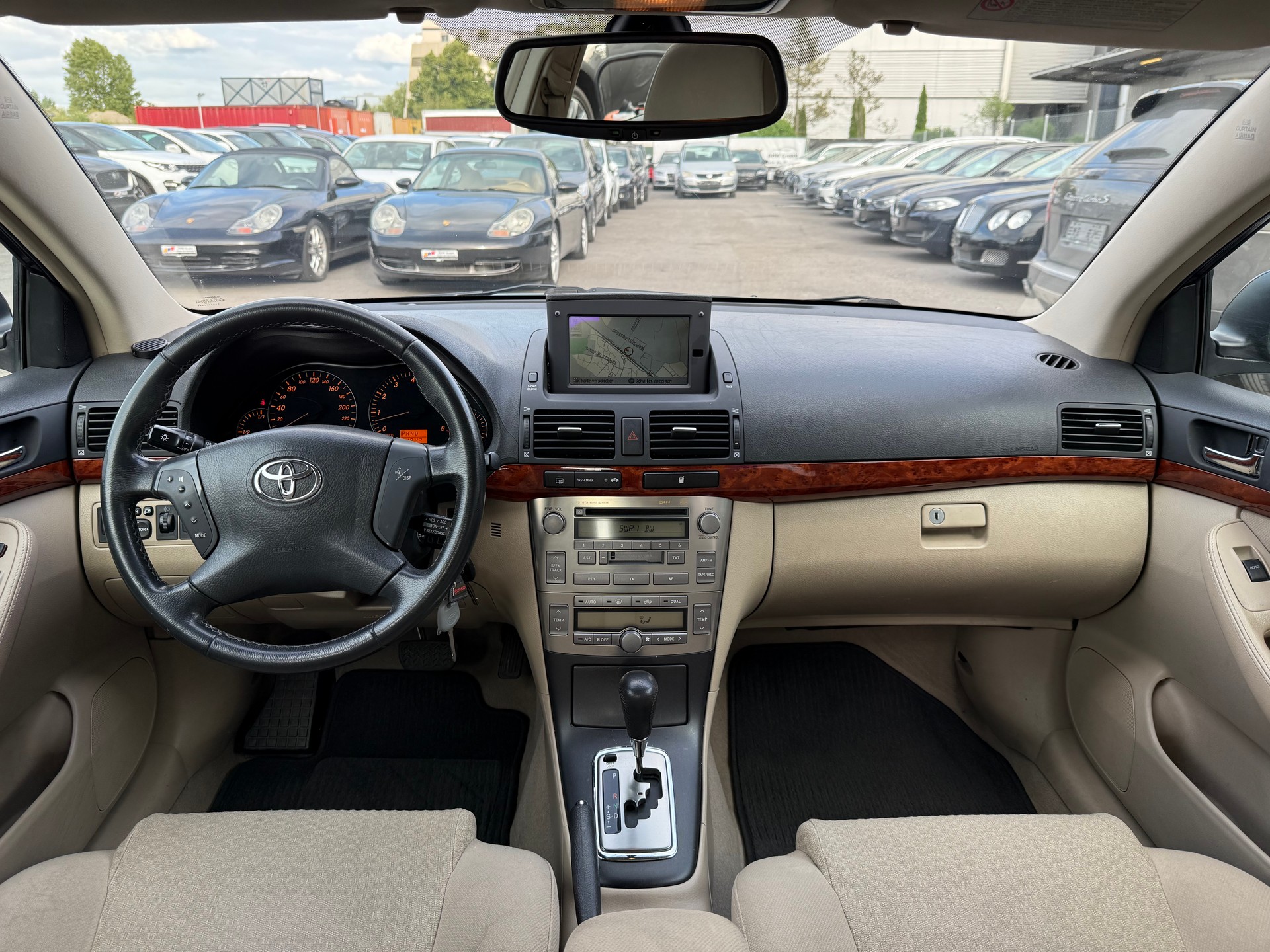 TOYOTA Avensis 2.0 D4 VVT-i Linea Sol Liftback Automatik / Frisch ab MFK 20.02.2026 / 8-fach bereift / Navi / PDC-image-7