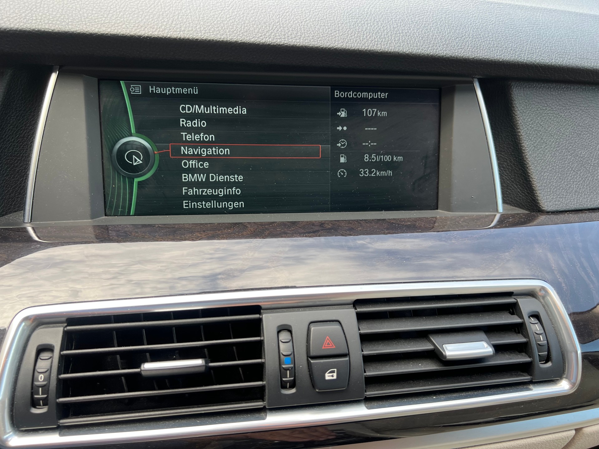 BMW 530d xDrive GT Steptronic *** Navigation * Standheizung * Leder * Sitzbelüftung * Head -Up Display * 8 fachbereift ***-image-13