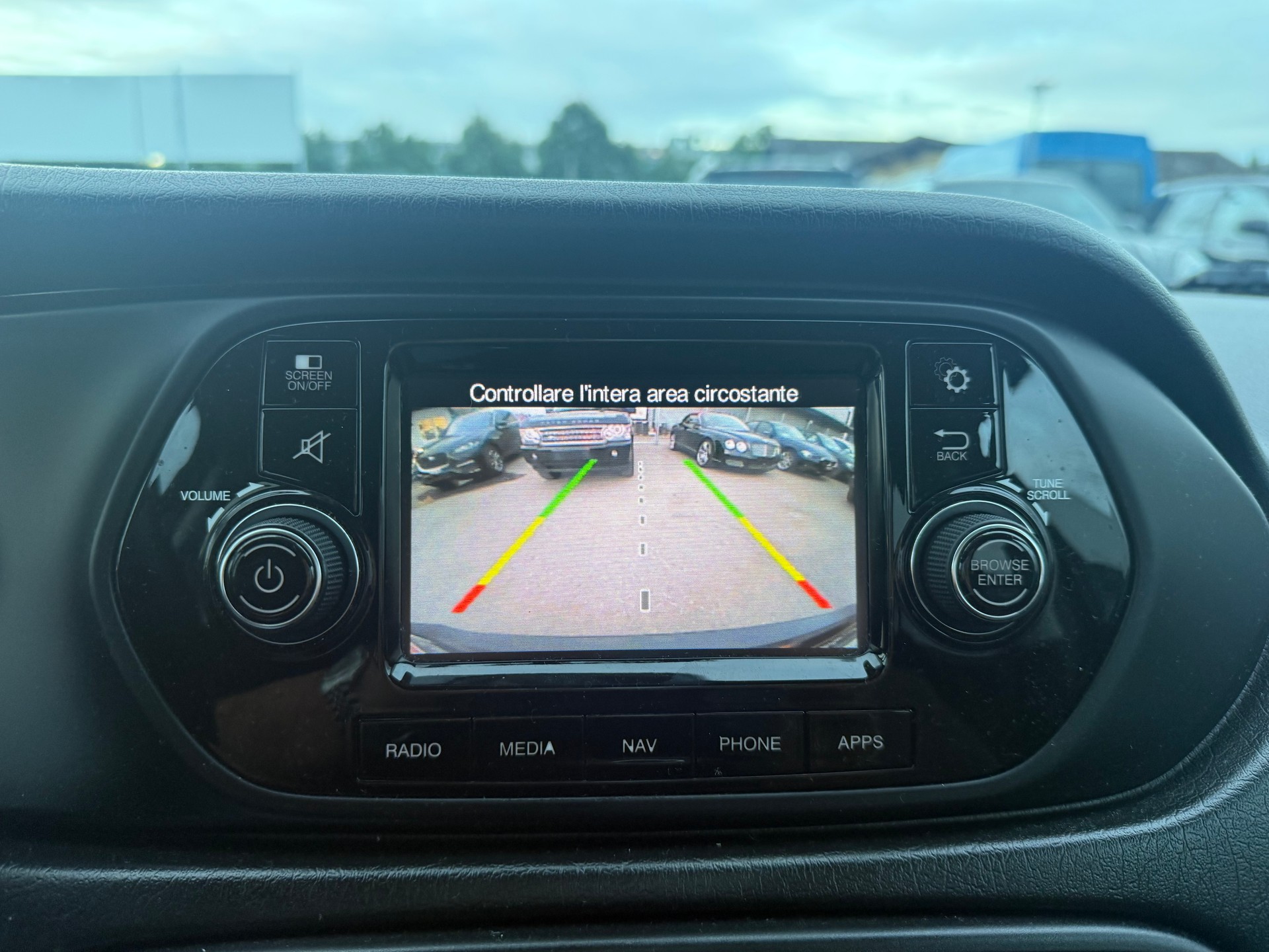 FIAT Tipo 1.6 MJ Opening Edition + Limousine / Ab MFK 10.2024 / Navi / Rückfahrkamera / PDC / B6b-image-9