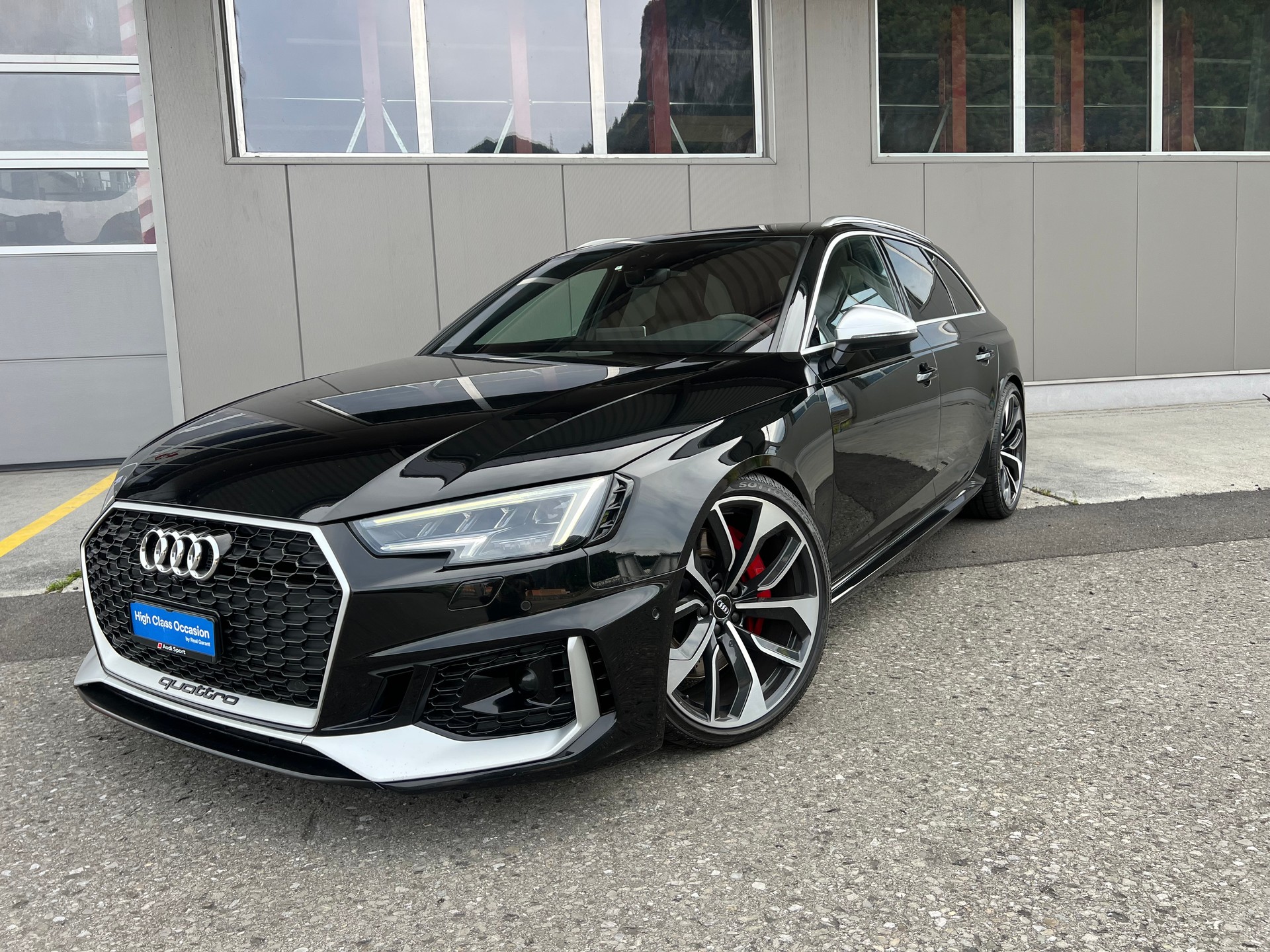 AUDI RS4 Avant 2.9 TFSI quattro tiptronic *** ABT POWER 510 PS * 8 fachbereift * frisch ab MFK ***