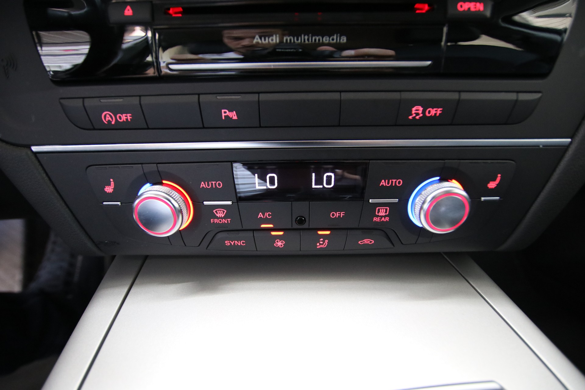 AUDI A6 Avant 3.0 TDI V6 quattro S-tronic-image-22