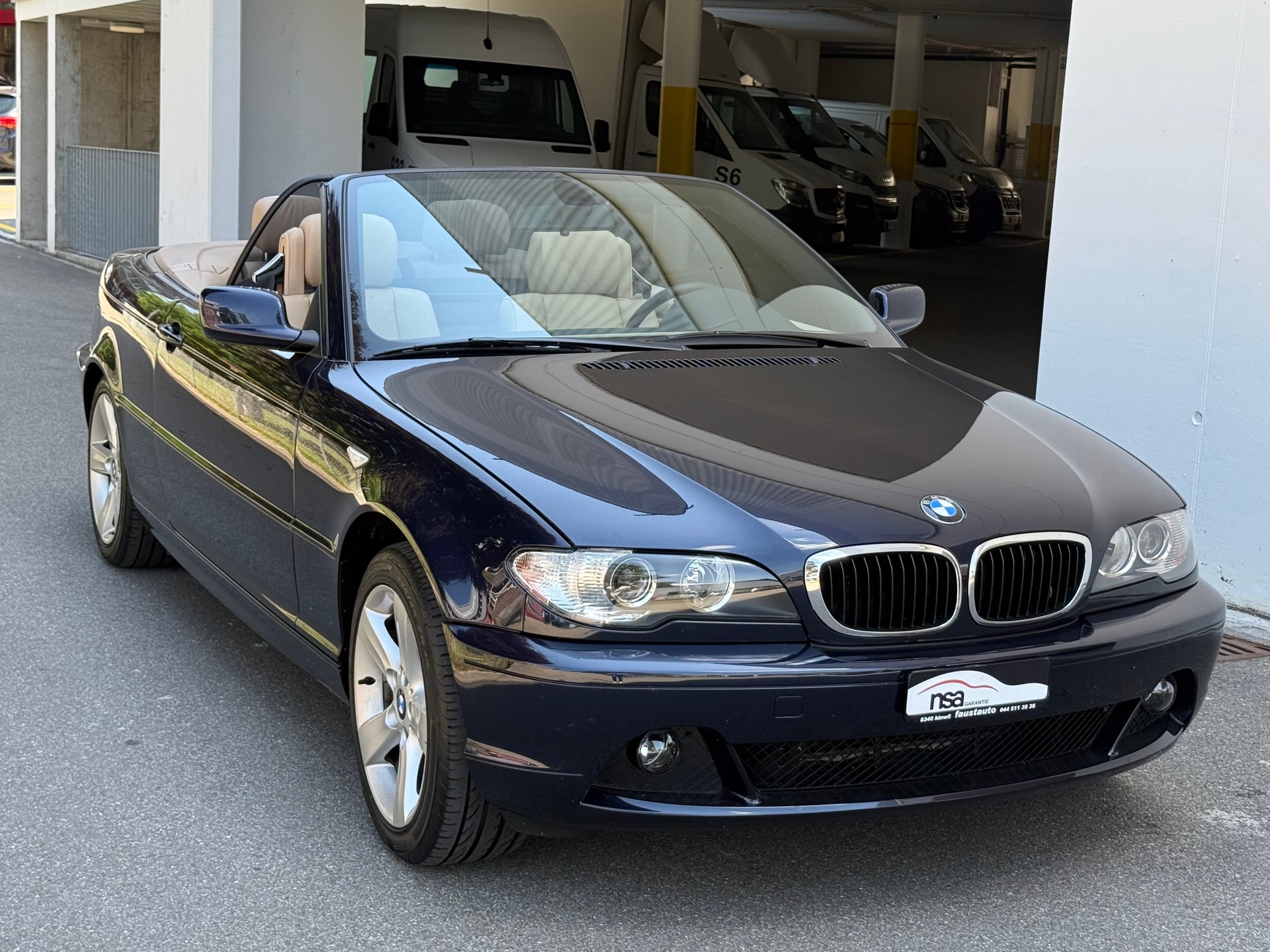 BMW 318Ci Cabriolet-image-2