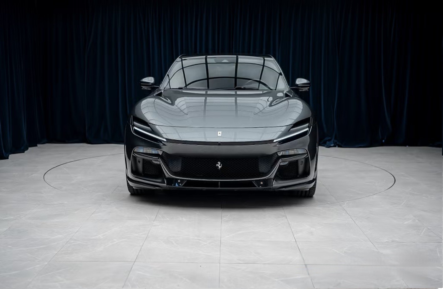 FERRARI Purosangue 6.5 V12-showroom-element-2