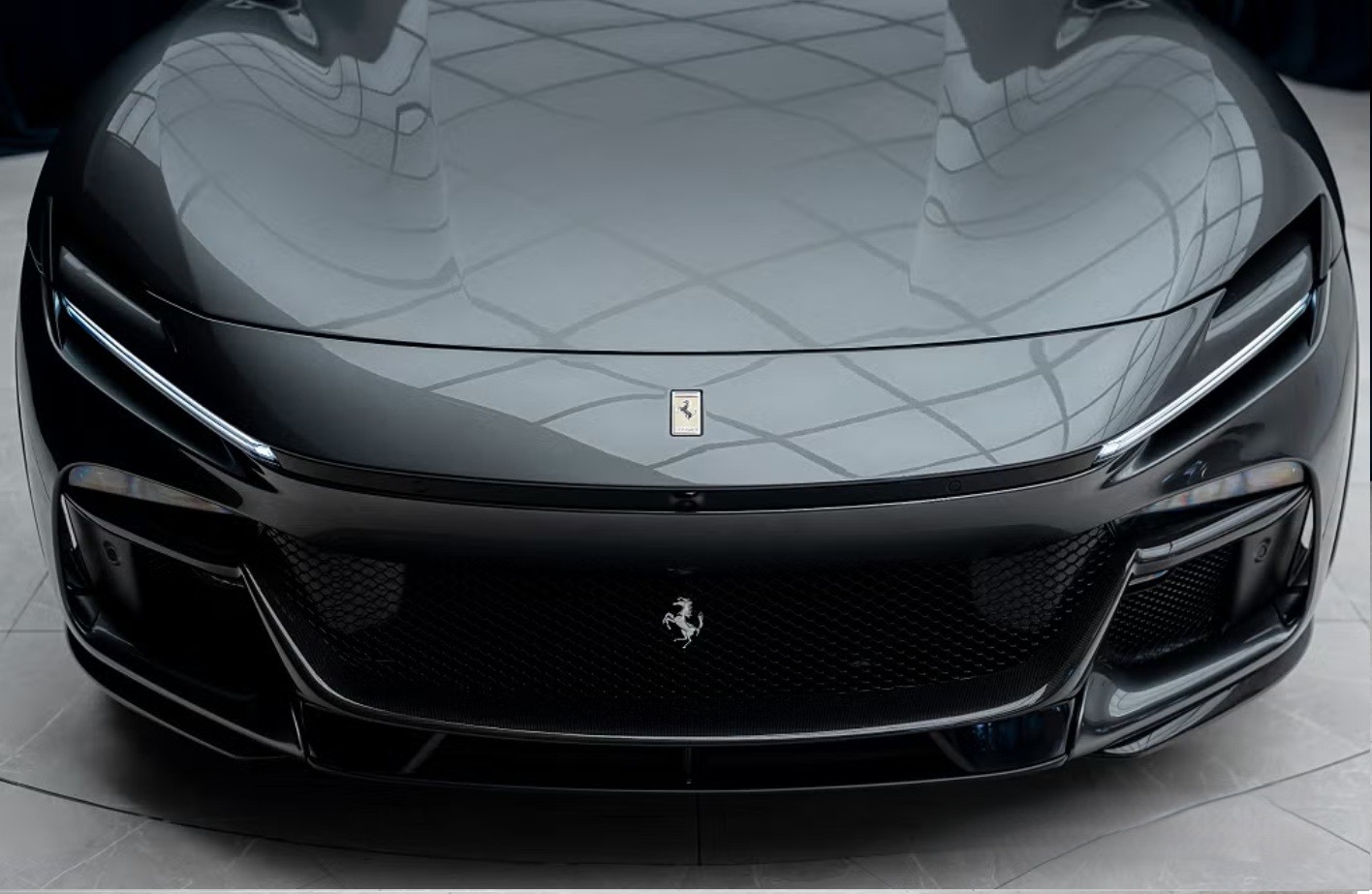 FERRARI Purosangue 6.5 V12-showroom-element-3